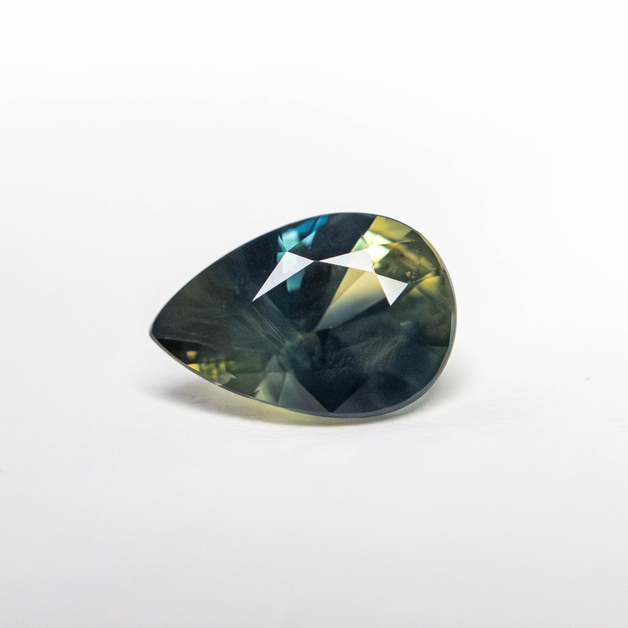 1.23ct 8.22x5.63x3.92mm Pear Brilliant Sapphire 23813-31
