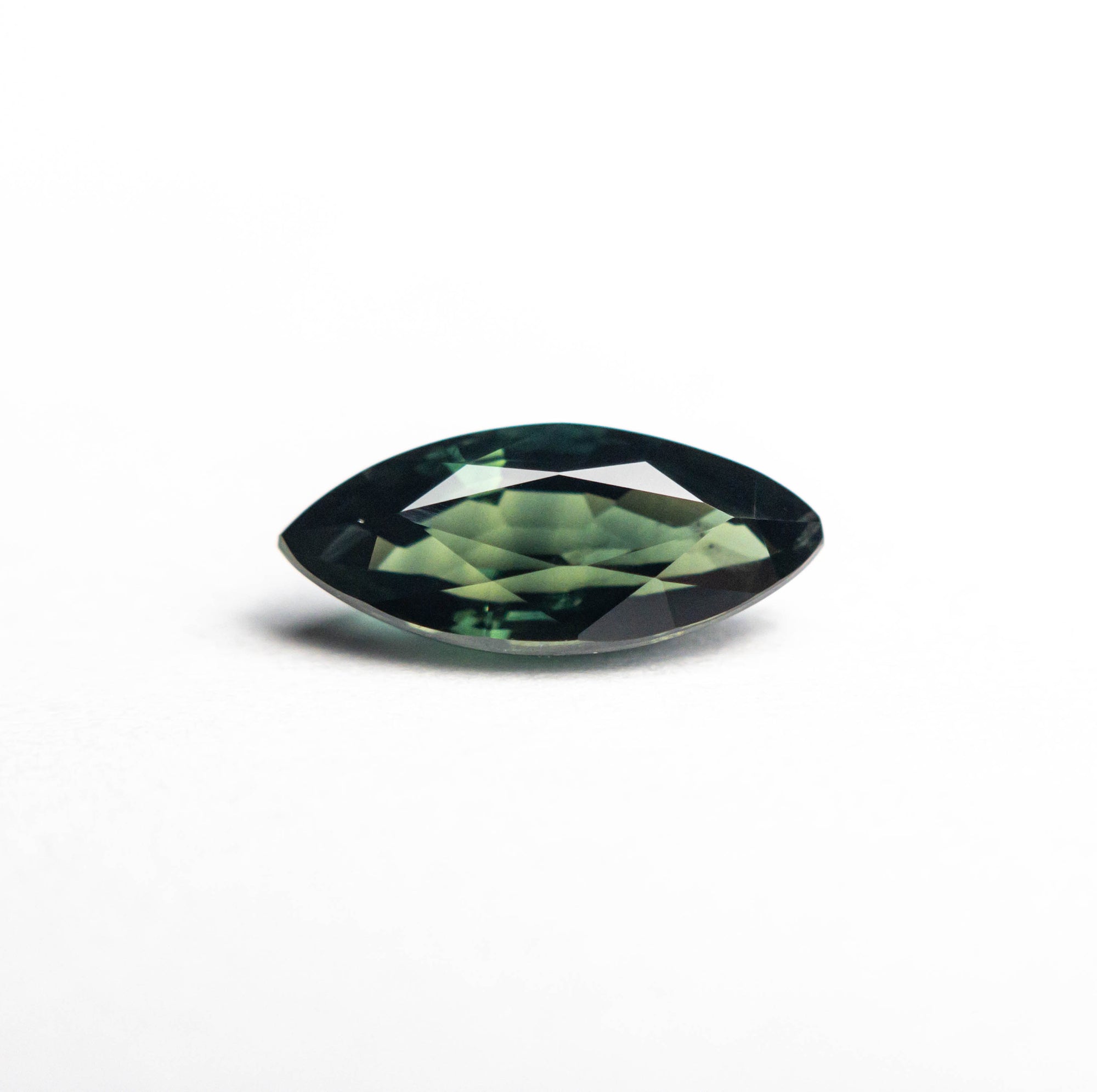 1.13ct 9.58x4.22x3.44mm Marquise Brilliant Sapphire 23818-07