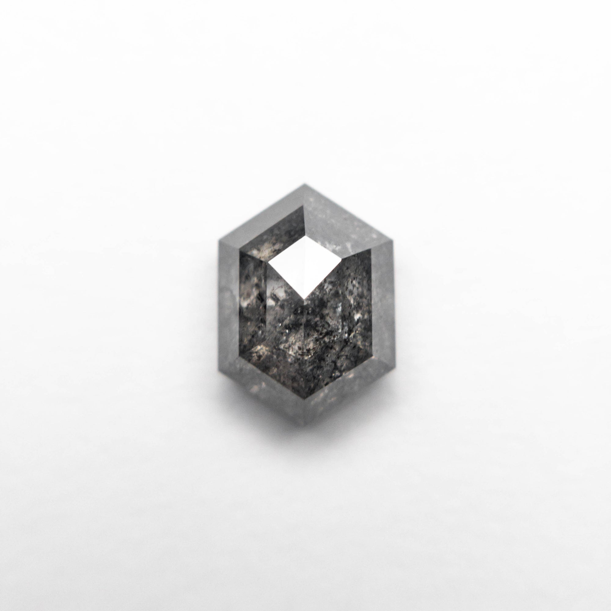 1.57ct 7.76x5.66x4.00mm Hexagon Step Cut 23835-12