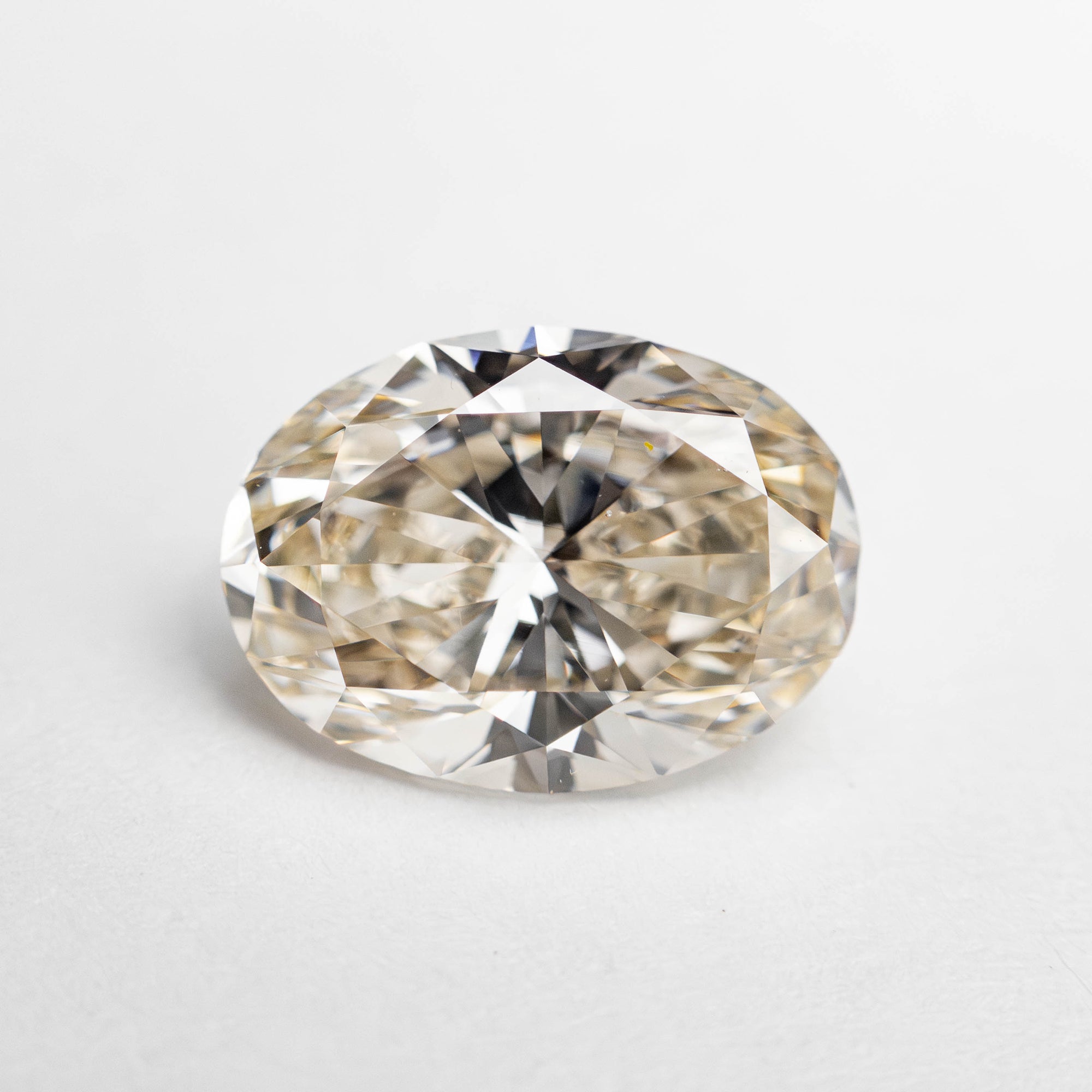 2.01ct 9.46x6.89x4.47mm GIA VS2 M Oval Brilliant 23896-01