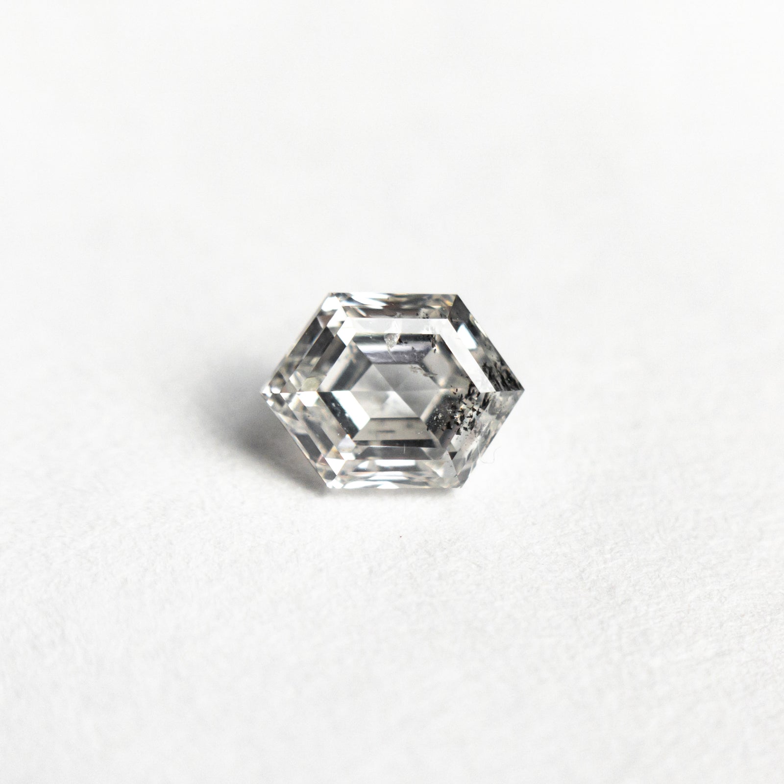 0.69ct 6.26x4.58x2.97mm Hexagon Step Cut 🇨🇦 24035-01