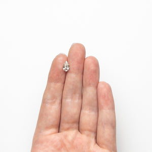 0.90ct 8.24x5.36x3.39mm VS1 C1  Pear Brilliant 24194-09