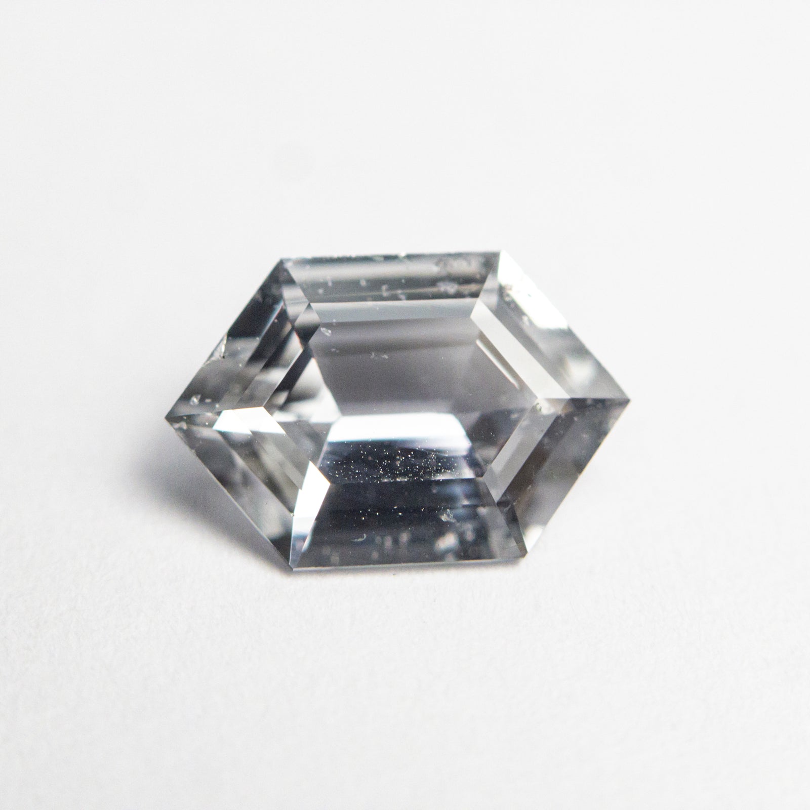 1.57ct 9.60x6.47x3.39mm Hexagon Brilliant Sapphire 24227-01