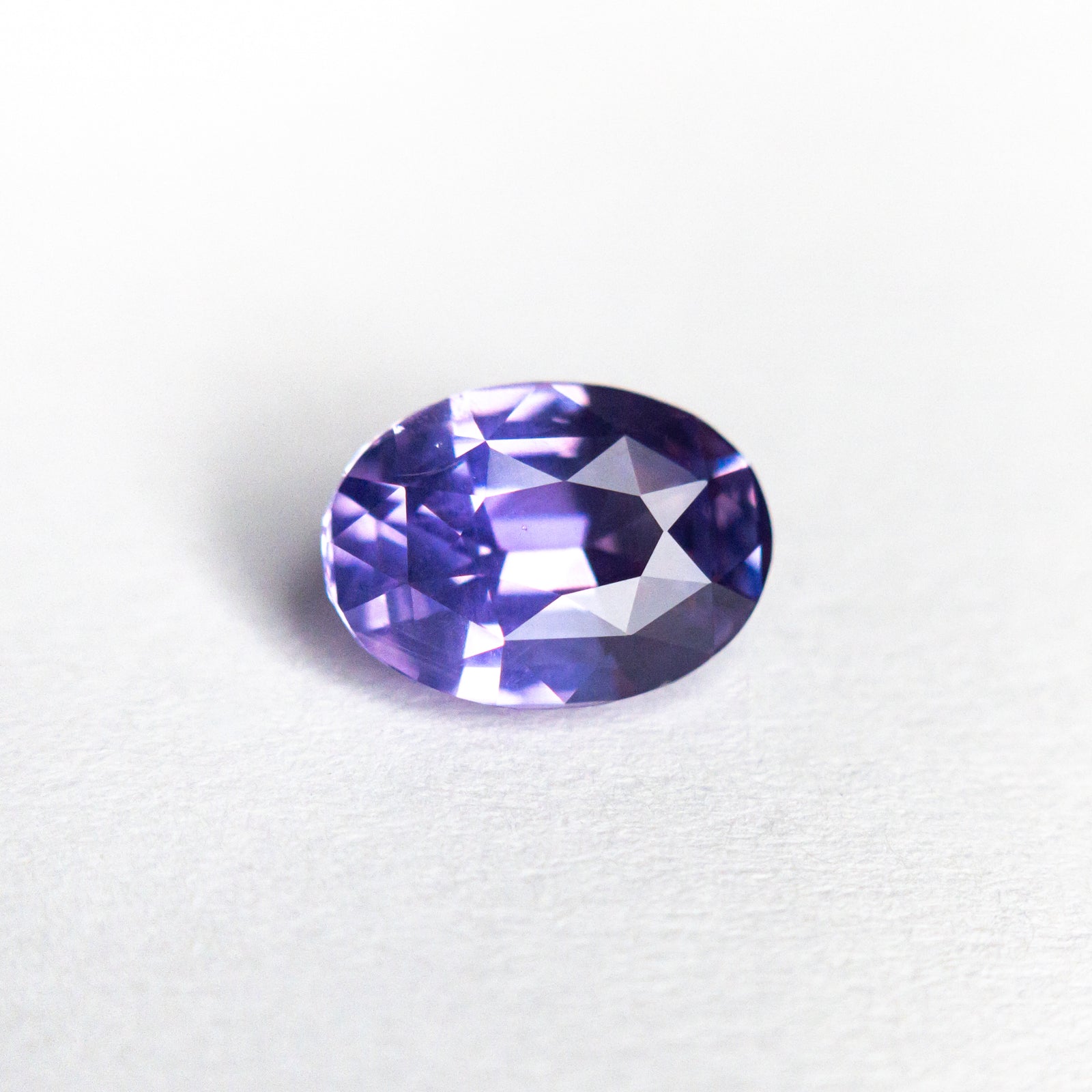 1.62ct 7.98x5.79x4.10mm Oval Brilliant Sapphire 24400-01