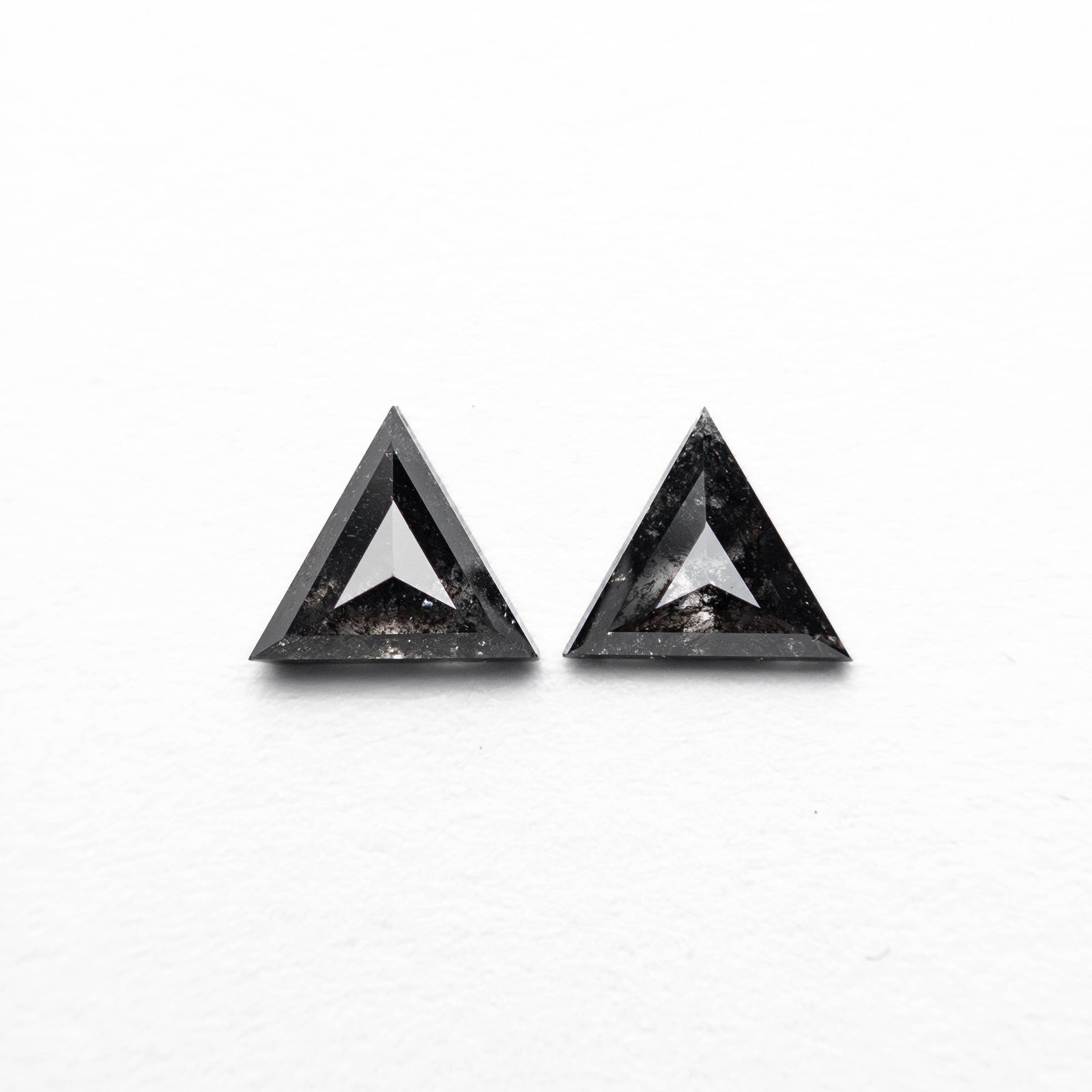 0.48cttw 2pc 4.50x5.23x1.76mm 4.42x5.22x1.58mm Triangle Rosecut Matching Pair 24450-01
