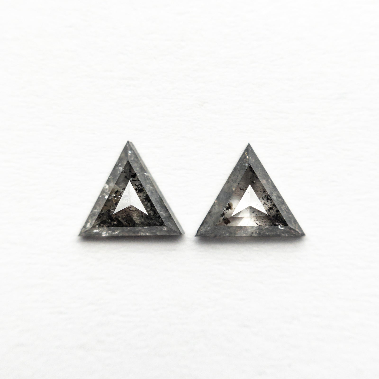 0.45cttw 2pc 5.07x4.501.57mm 5.19x4.56x1.72mm Triangle Rosecut Matching Pair 24454-01