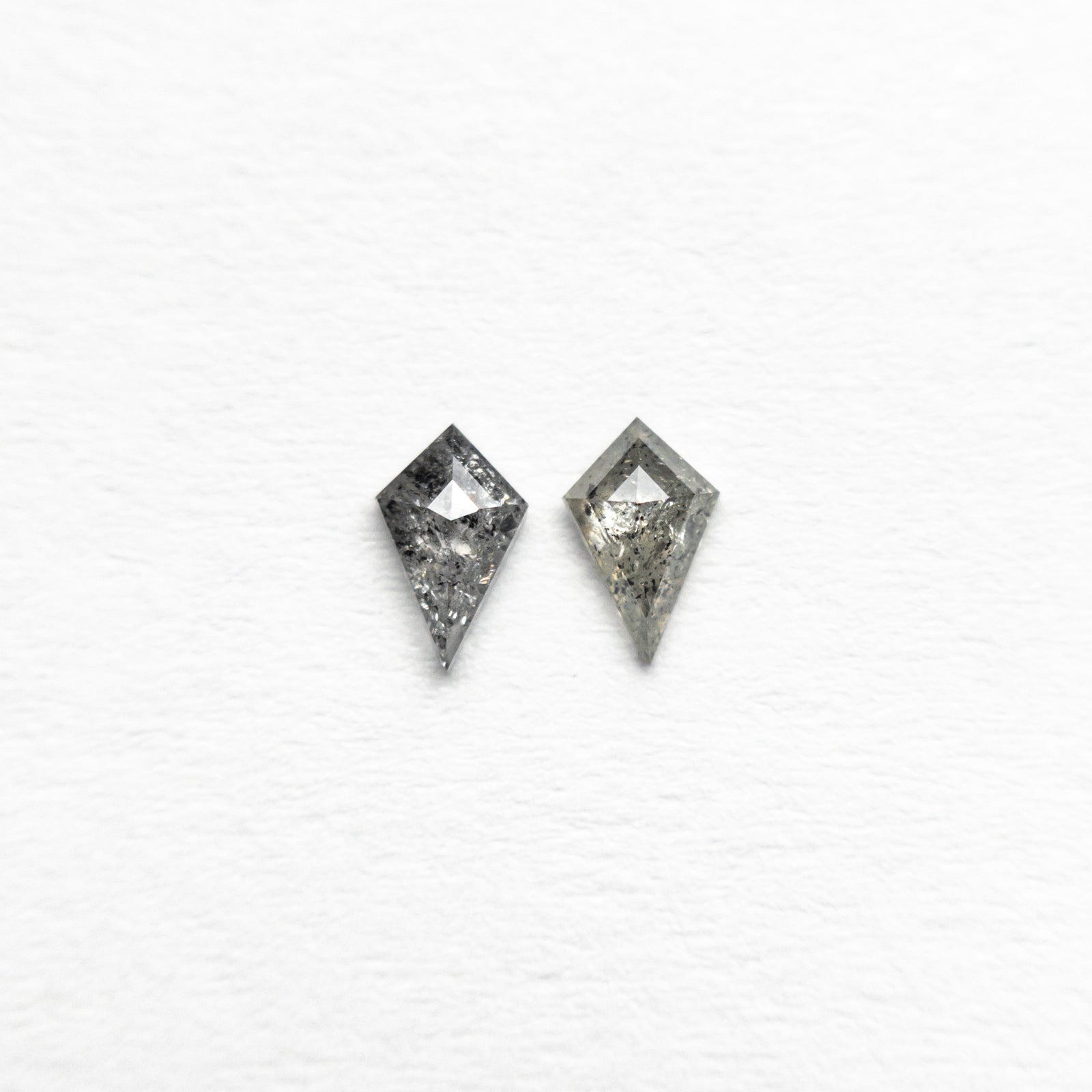 0.13cttw 2pc 4.00x2.43x1.09mm 3.92x2.51x1.21mm Kite Rosecut Matching Pair 24648-01