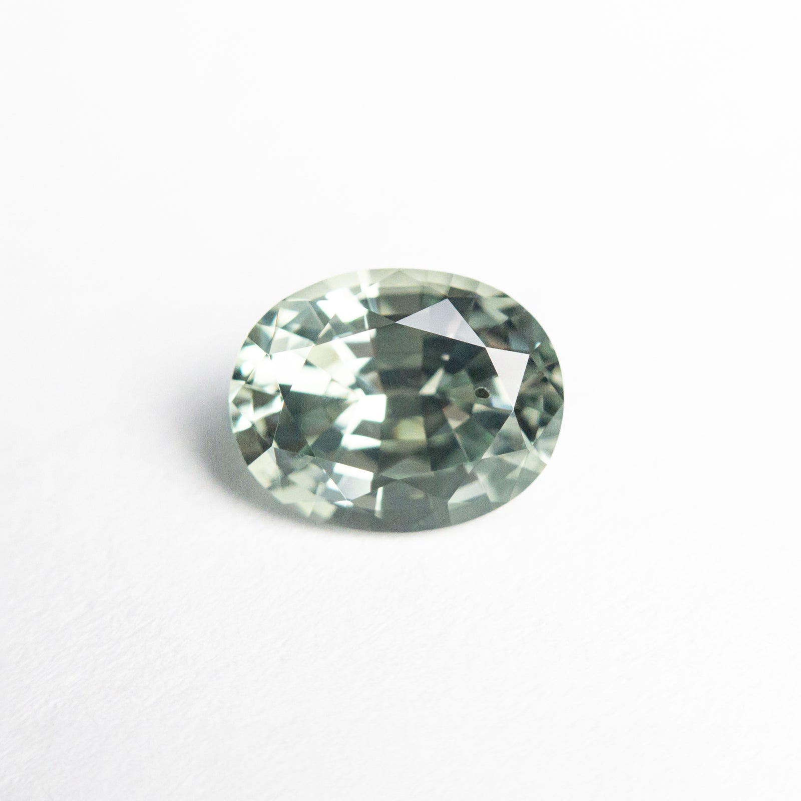 1.17ct 7.00x5.57x3.73mm Oval Brilliant Sapphire 24764-01