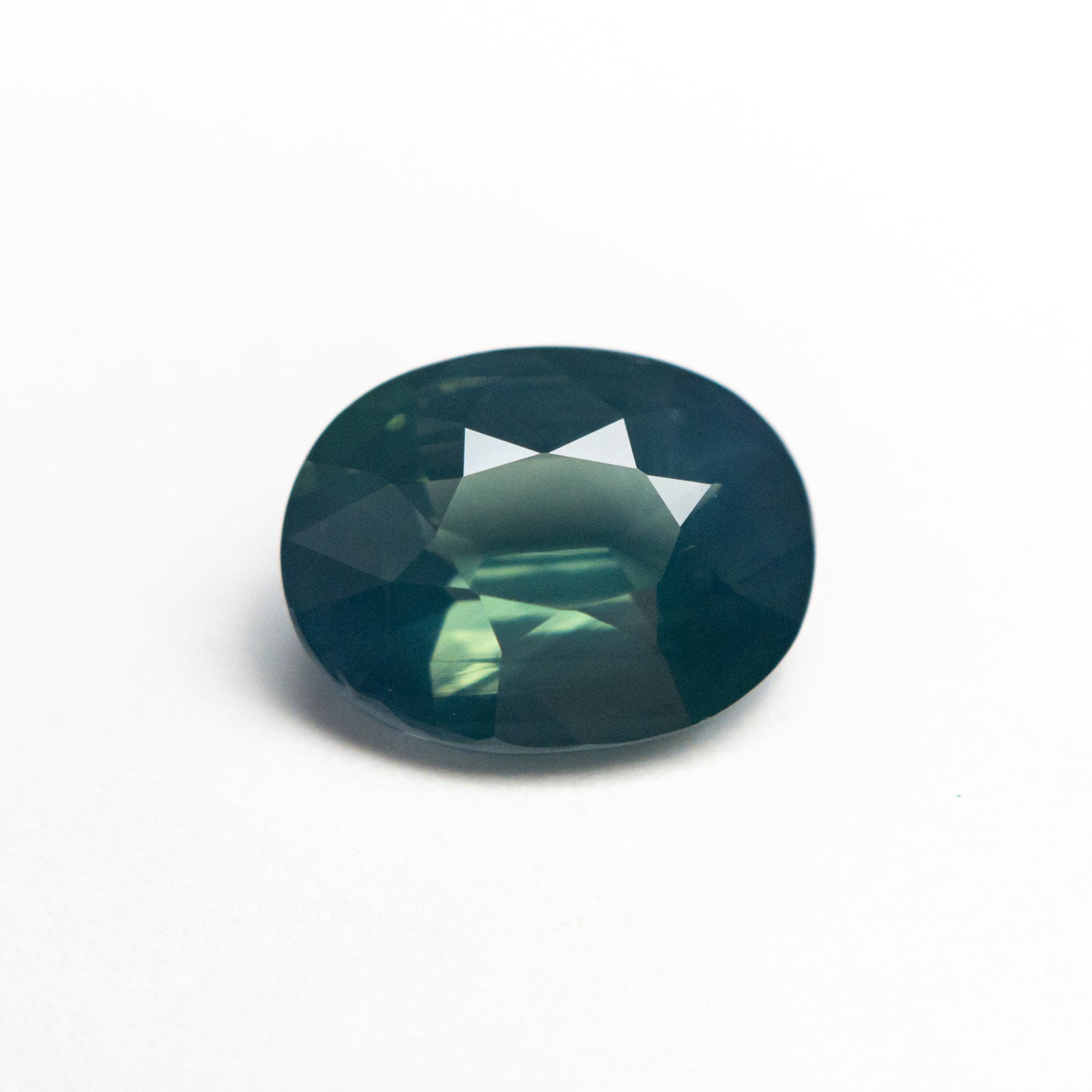2.27ct 9.18x7.05x4.12mm Oval Brilliant Sapphire 25031-01