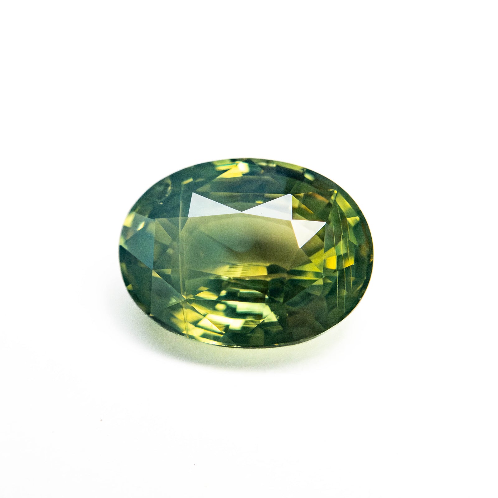 2.07ct 8.75x6.59x4.08mm Oval Brilliant Sapphire 25050-01