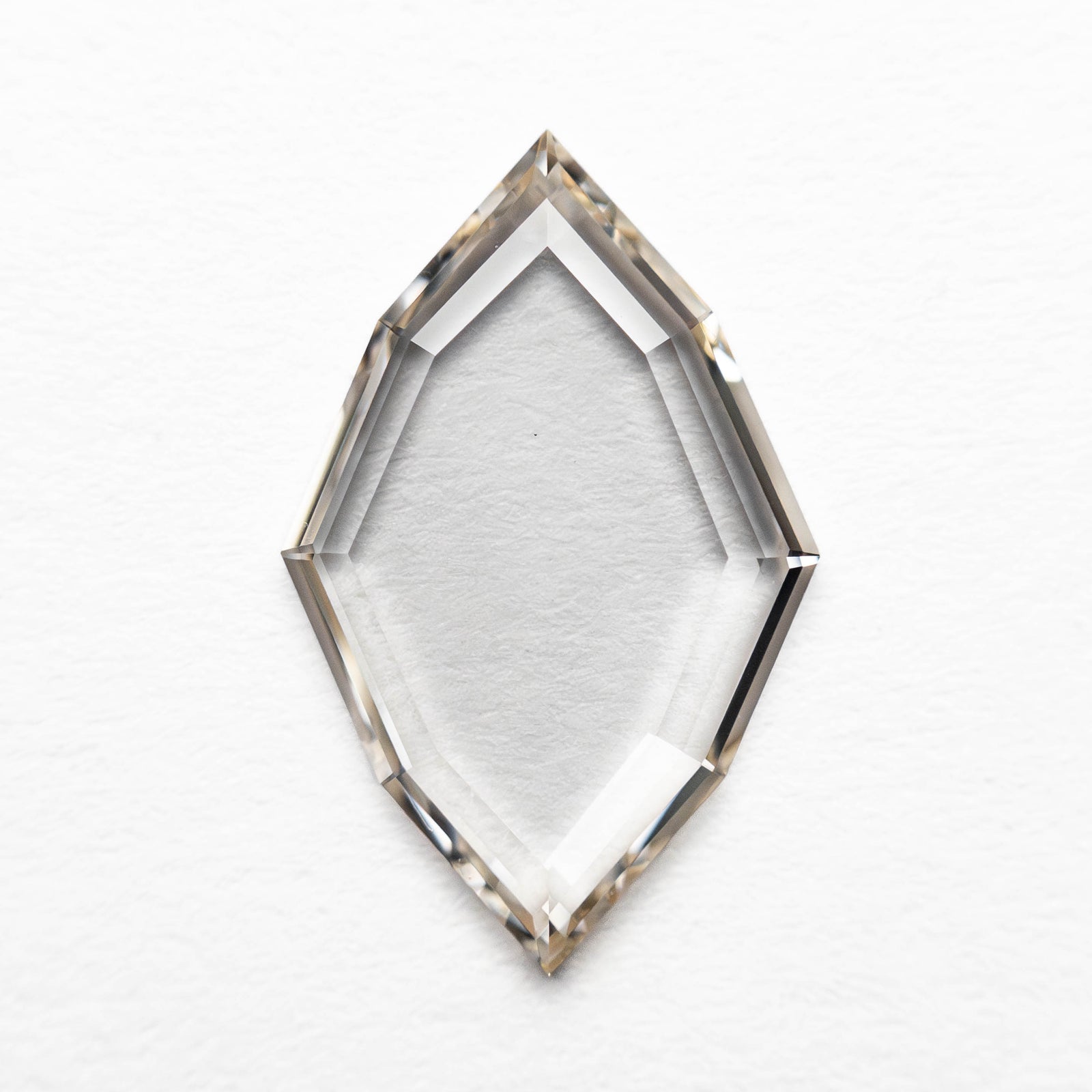 1.03ct 12.34x7.84x1.36mm GIA Type IIa VVS2 J Geometric Lozenge Portrait Cut 25087-01