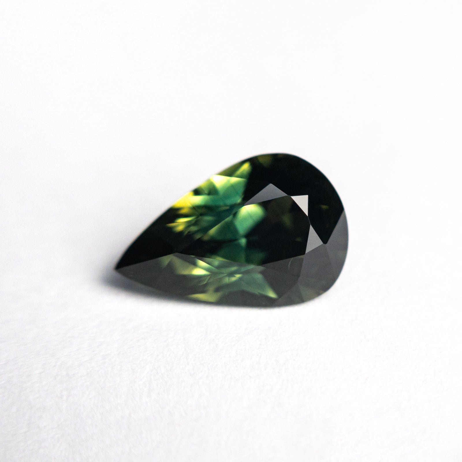 2.03ct 9.96x6.50x4.79mm Pear Brilliant Sapphire 25182-01