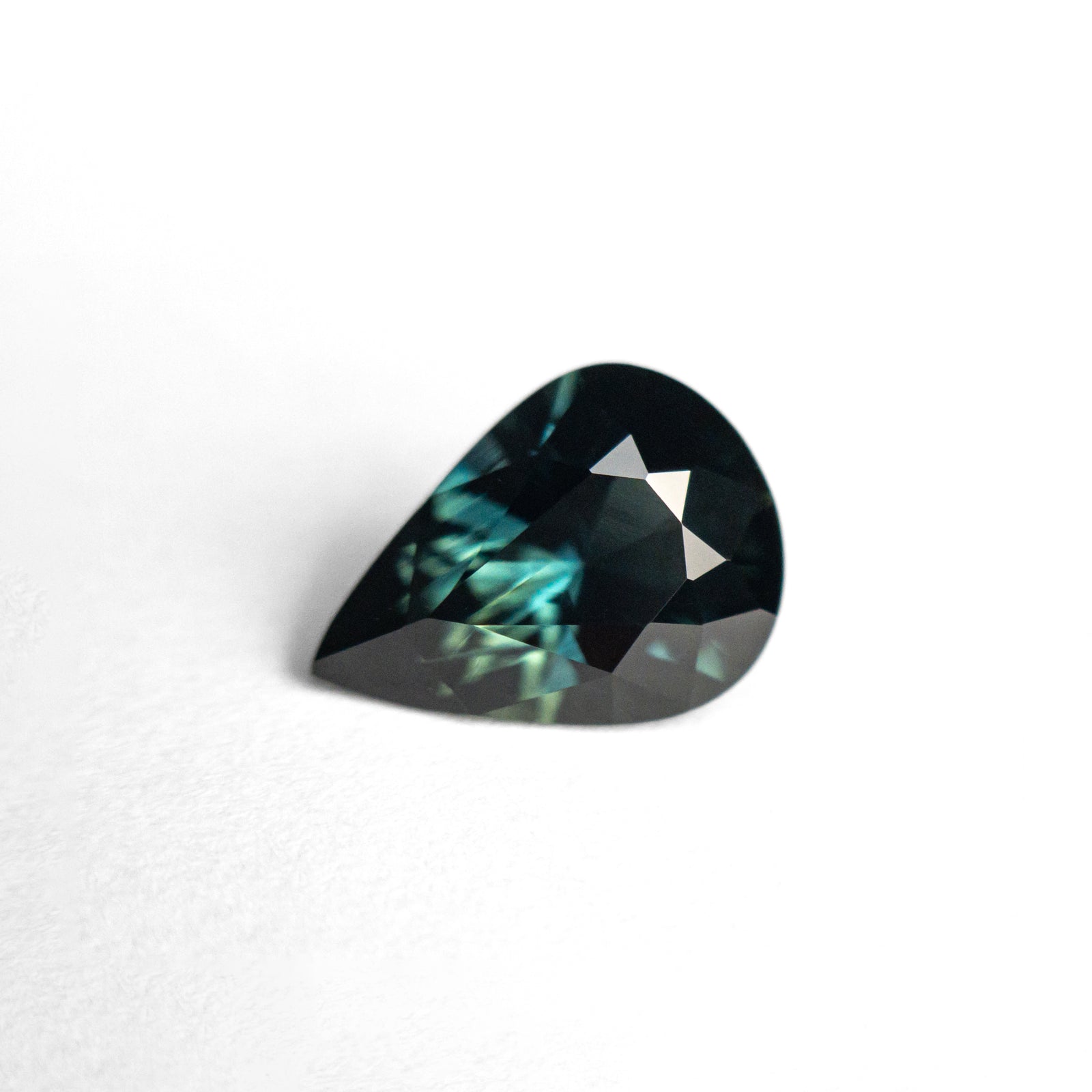 1.68ct 9.11x6.63x4.45mm Pear Brilliant Sapphire 25185-01