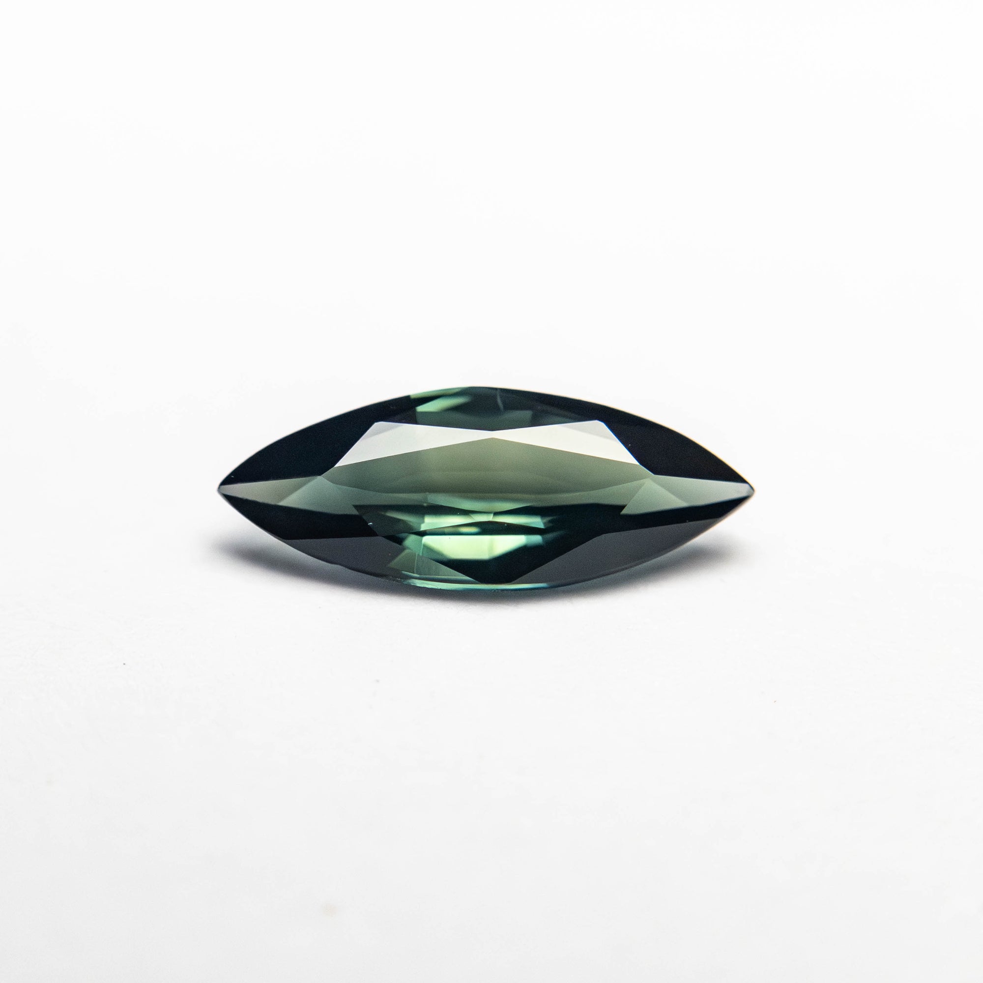 0.54ct 9.09x3.56x2.06mm Marquise Brilliant Sapphire 25199-01