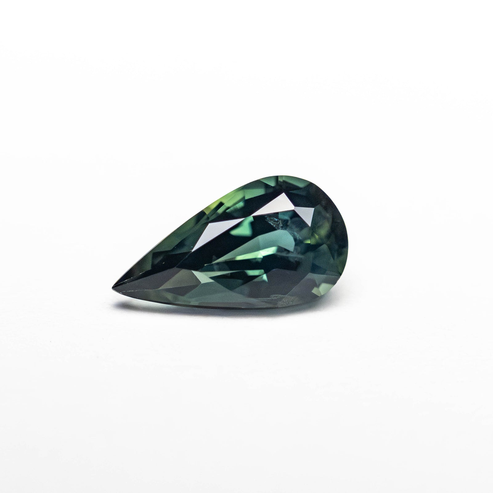 0.81ct 8.12x4.44x3.17mm Pear Brilliant Sapphire 25199-08