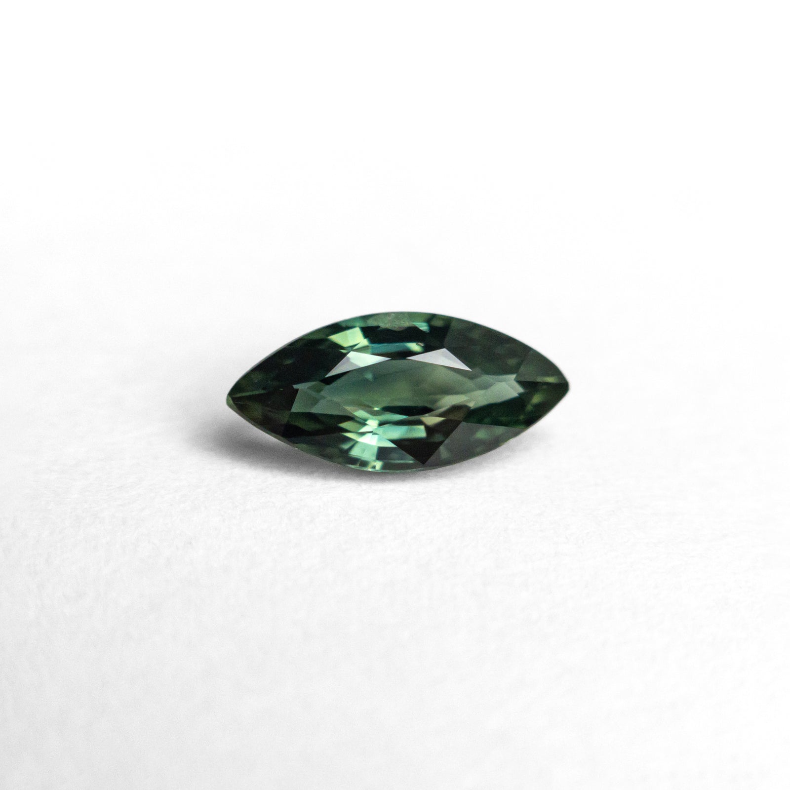 0.72ct 8.62x4.02x2.71mm Marquise Brilliant Sapphire 25200-02
