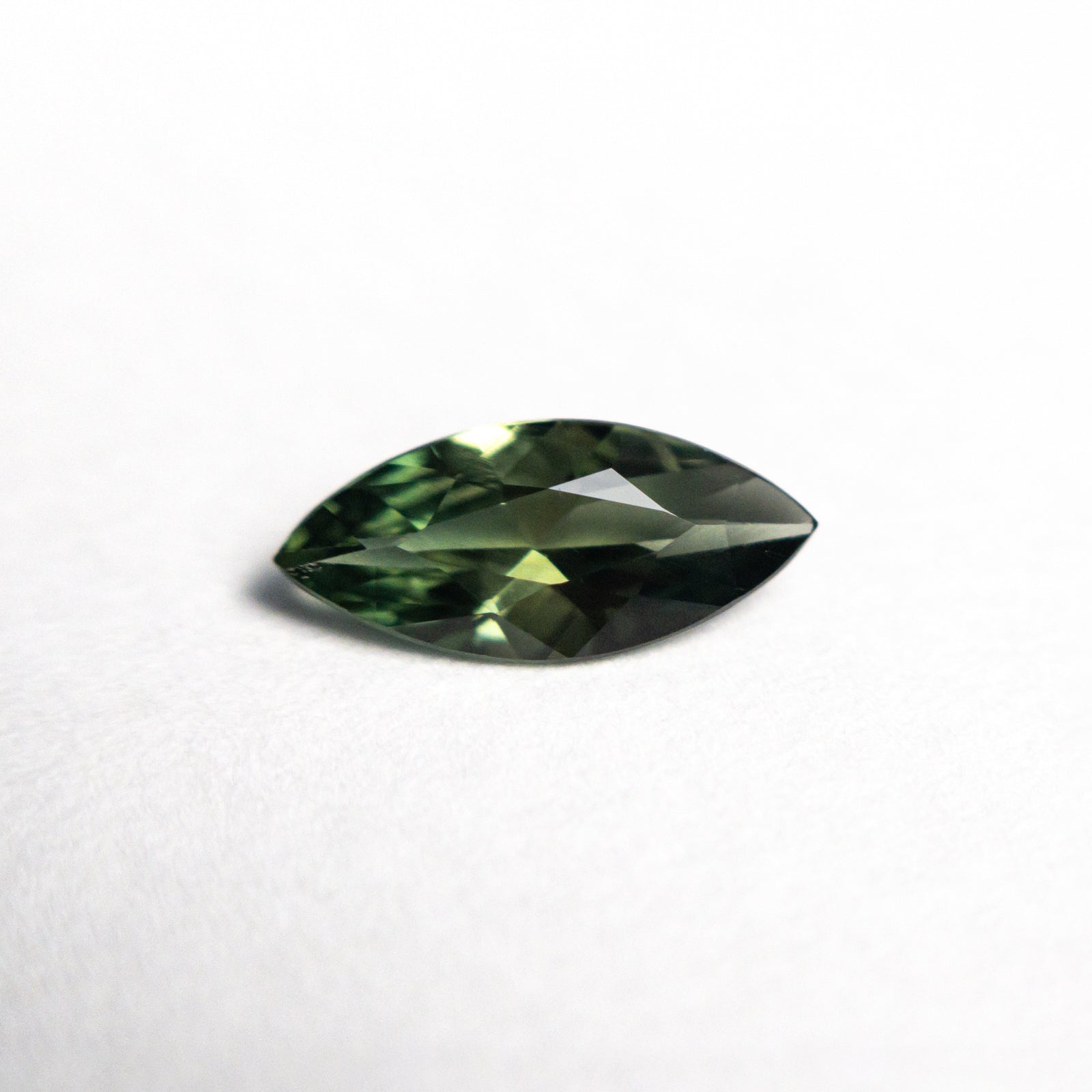 0.75ct 9.50x4.31x2.65mm Marquise Brilliant Sapphire 25200-07