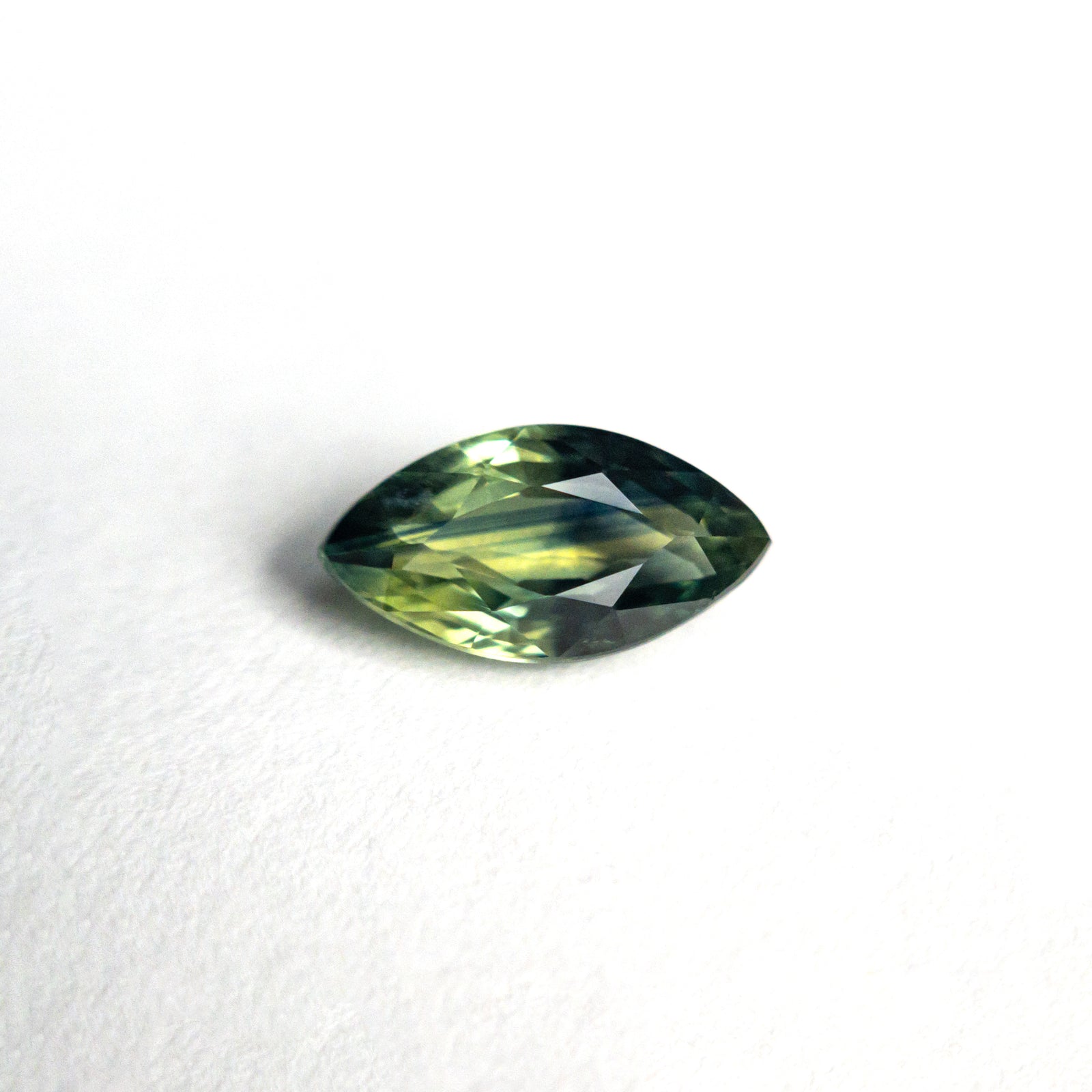0.95ct 8.41x4.41x3.03mm Marquise Brilliant Sapphire 25203-02