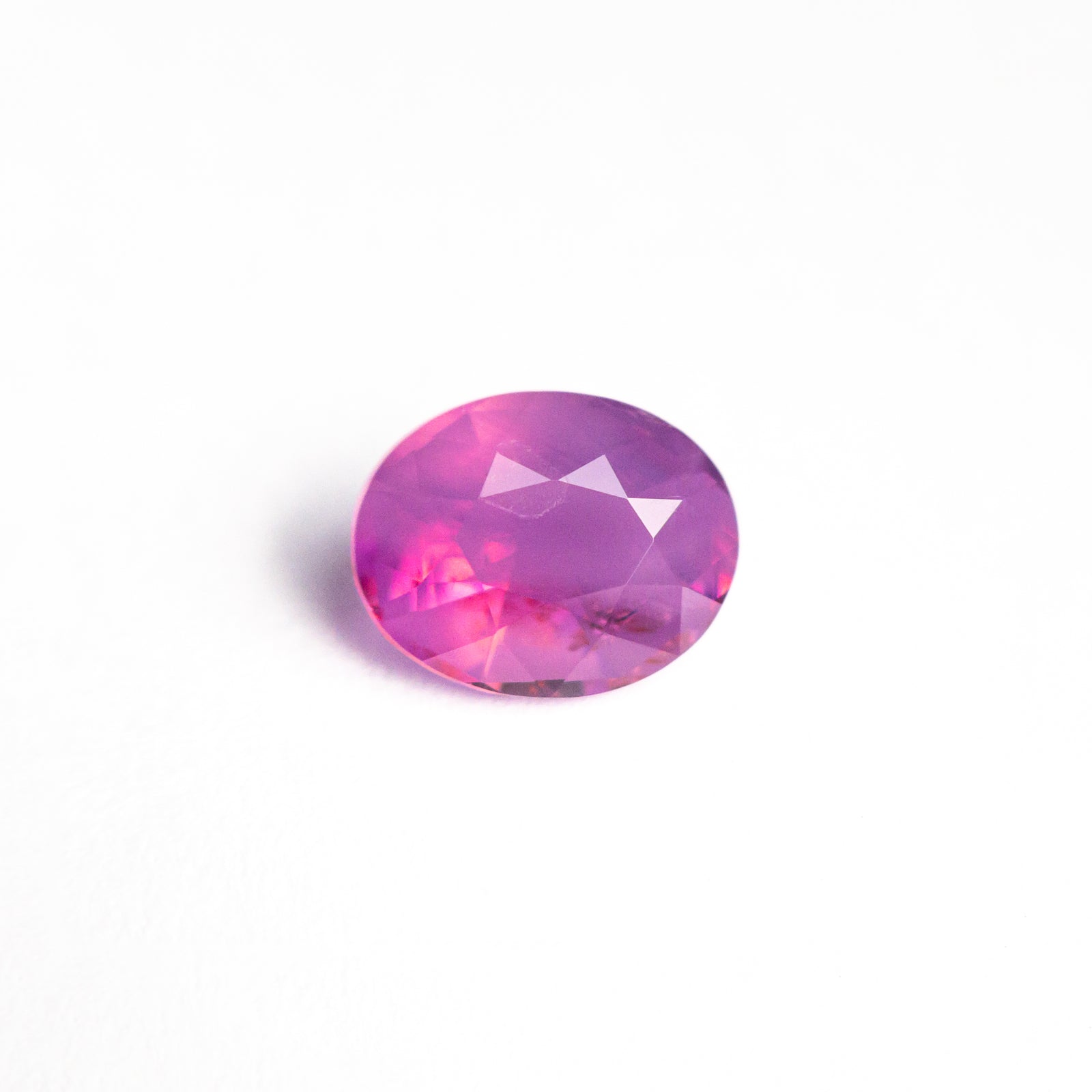 1.09ct 7.09x5.63x3.46mm Oval Brilliant Sapphire 25289-01