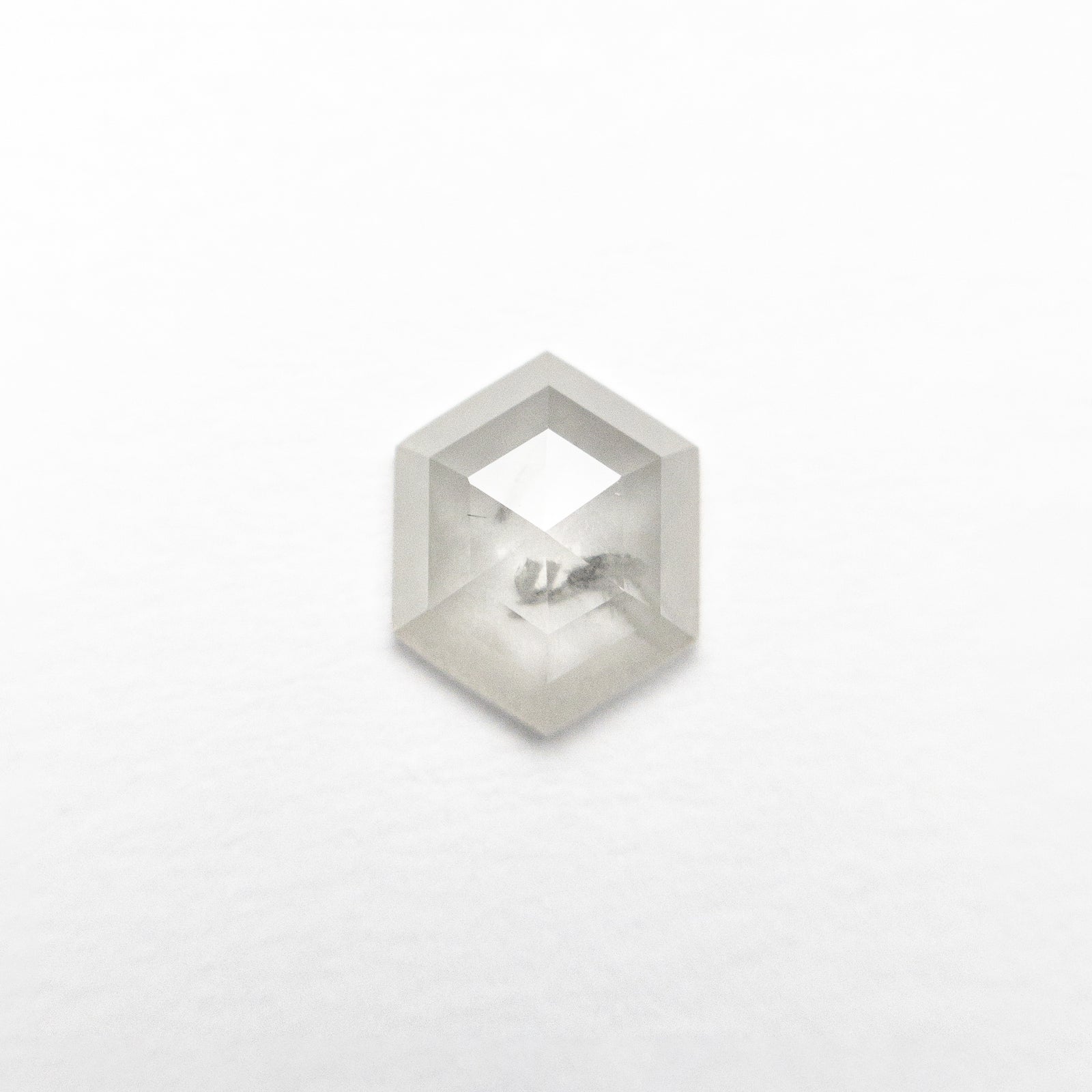 0.65ct 6.84x5.46x2.11mm Hexagon Rosecut 25457-16