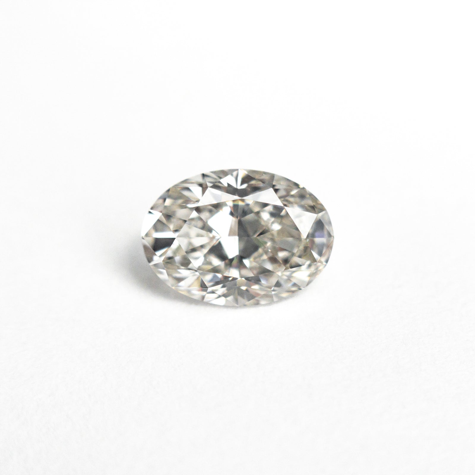 0.90ct 7.33x5.26x3.43mm VS2 K Oval Brilliant 🇨🇦 25690-02