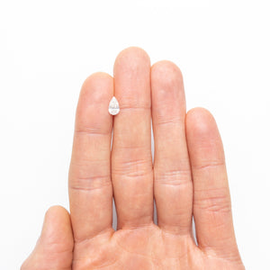 0.65ct 7.92x4.65x2.96mm Pear Brilliant 25694-01