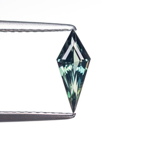 0.45ct 9.47x3.87x2.66mm Kite Step Cut Sapphire 25740-26