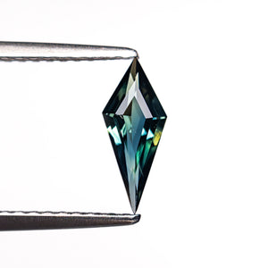 0.45ct 9.57x3.98x2.26mm Kite Step Cut Sapphire 25740-27