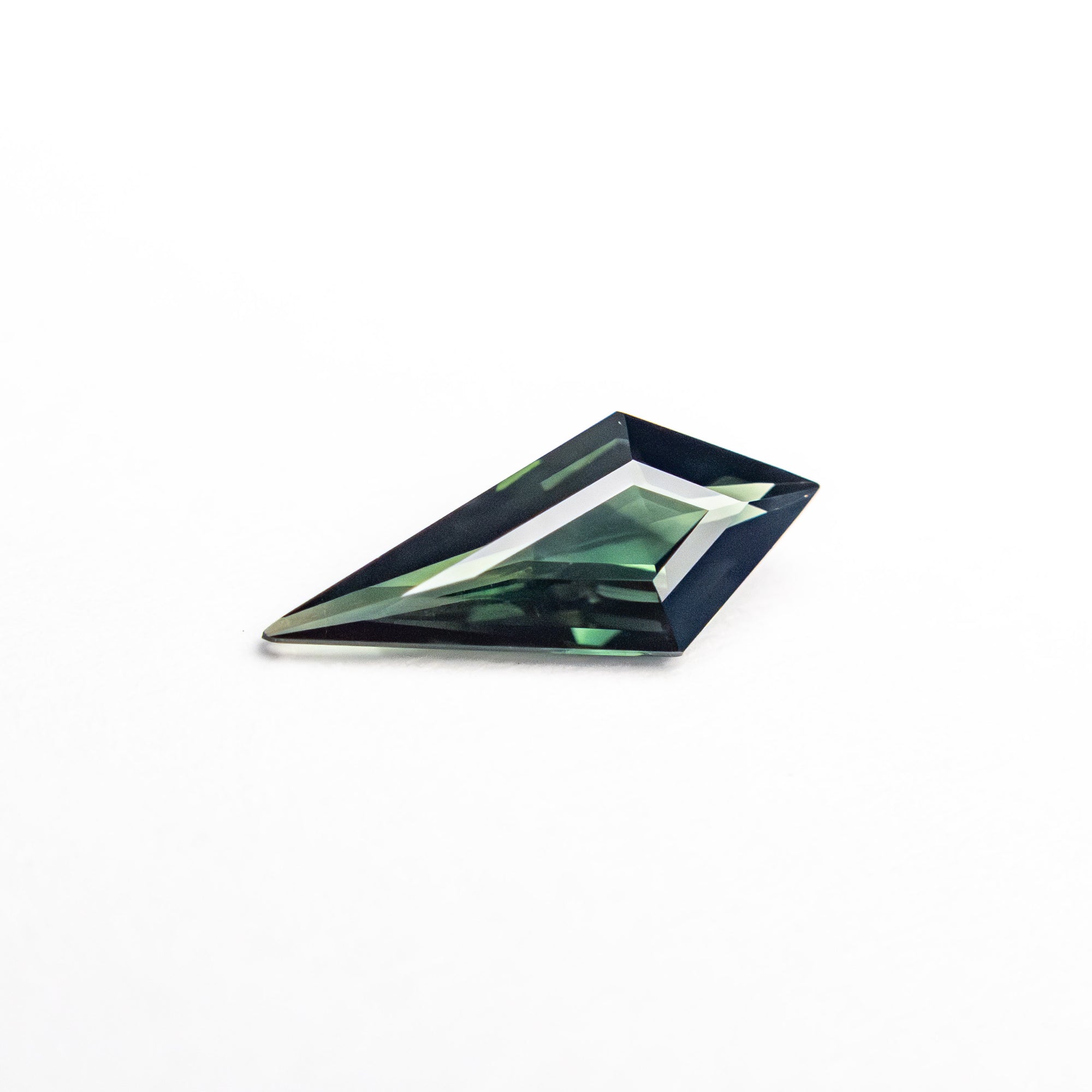 0.38ct 8.91x3.90x1.99mm Kite Step Cut Sapphire 25740-28