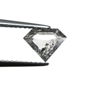 0.95ct 8.22x6.50x2.89mm Shield Step Cut 25806-24