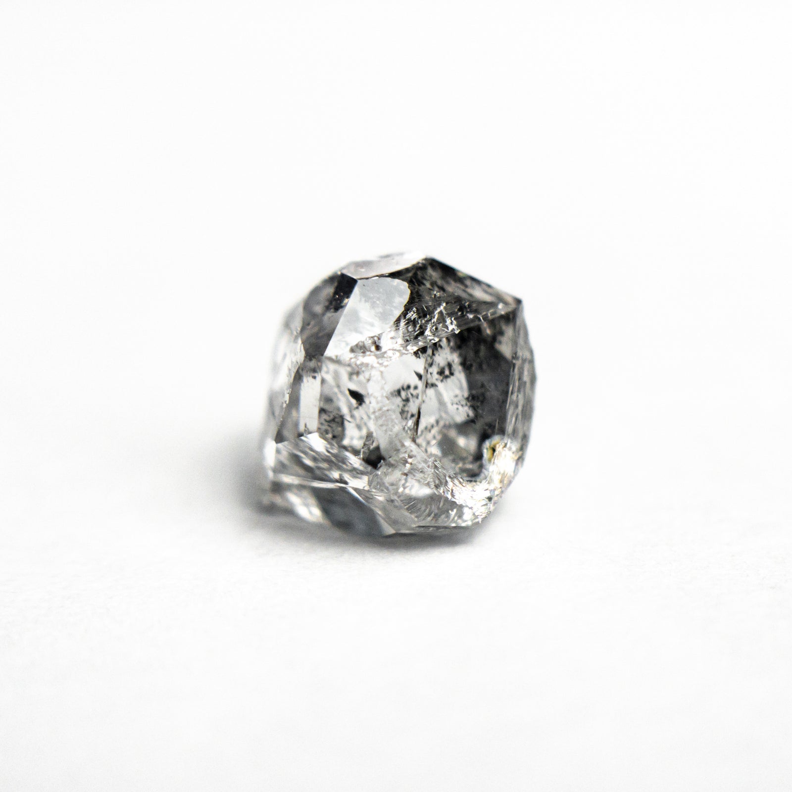 2.39ct 7.46x6.49x6.28mm Octahedron 🇨🇦 26065-01