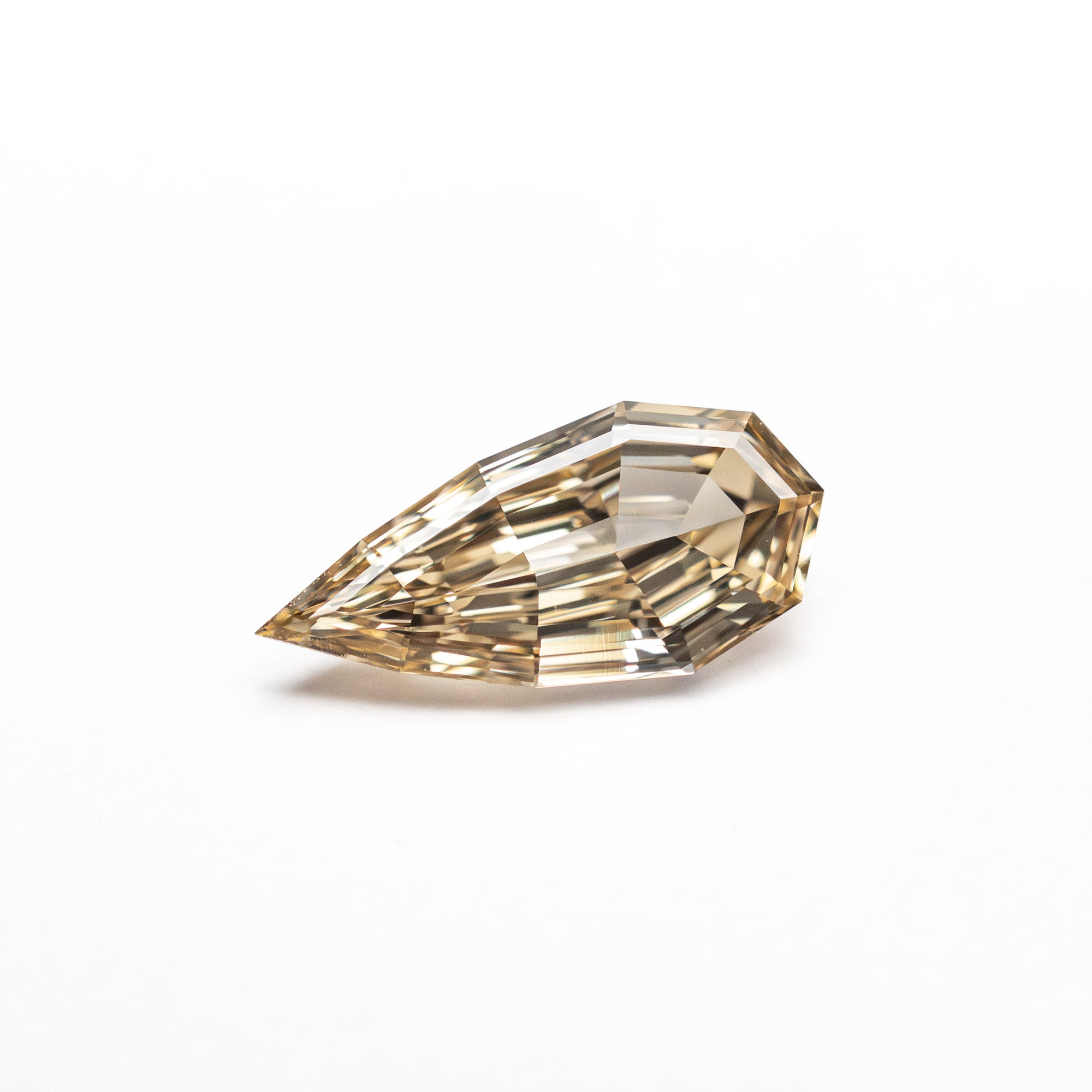 0.51ct 8.97x4.35x2.05mm Geo Pear Step Cut 🇿🇦 26109-09