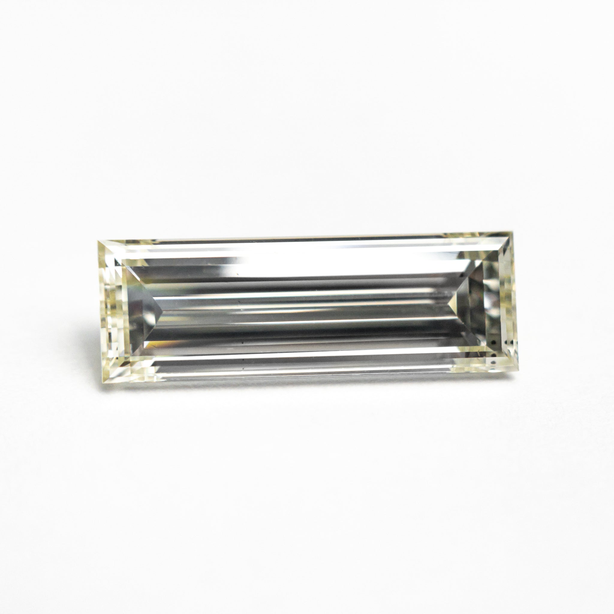 21x4 1.52ct 12.21x4.16x2.86mm VS2 O-P Baguette Step Cut 26124-01 - Misfit ...