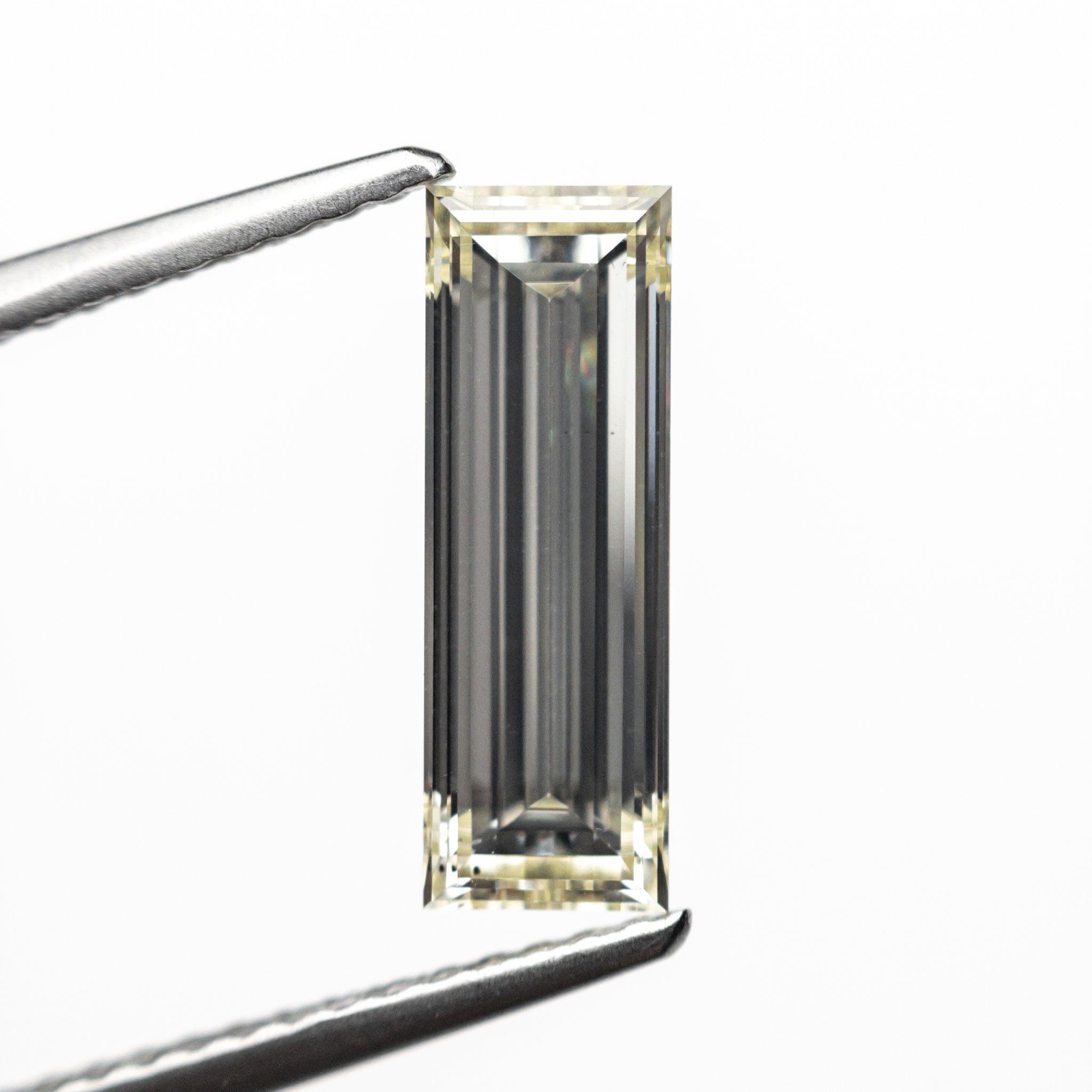 21x4 1.52ct 12.21x4.16x2.86mm VS2 O-P Baguette Step Cut 26124-01 - Misfit ...