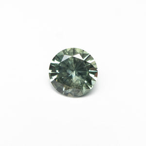 0.76ct 5.55x5.22x3.43mm Round Brilliant Sapphire 26134-03
