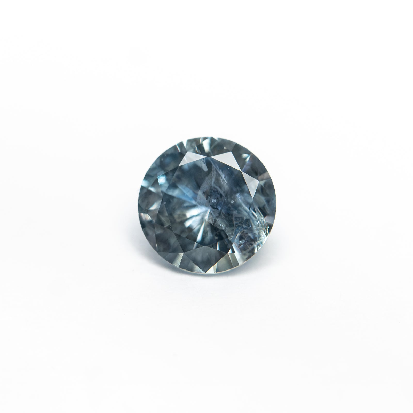0.73ct 5.57x5.53x3.29mm Round Brilliant Sapphire 26134-27