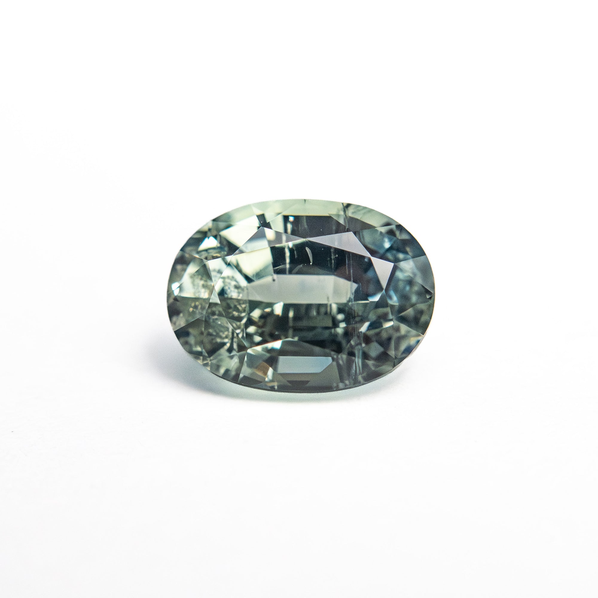 1.49ct 7.57x5.53x4.12mm Oval Brilliant Sapphire 26159-03