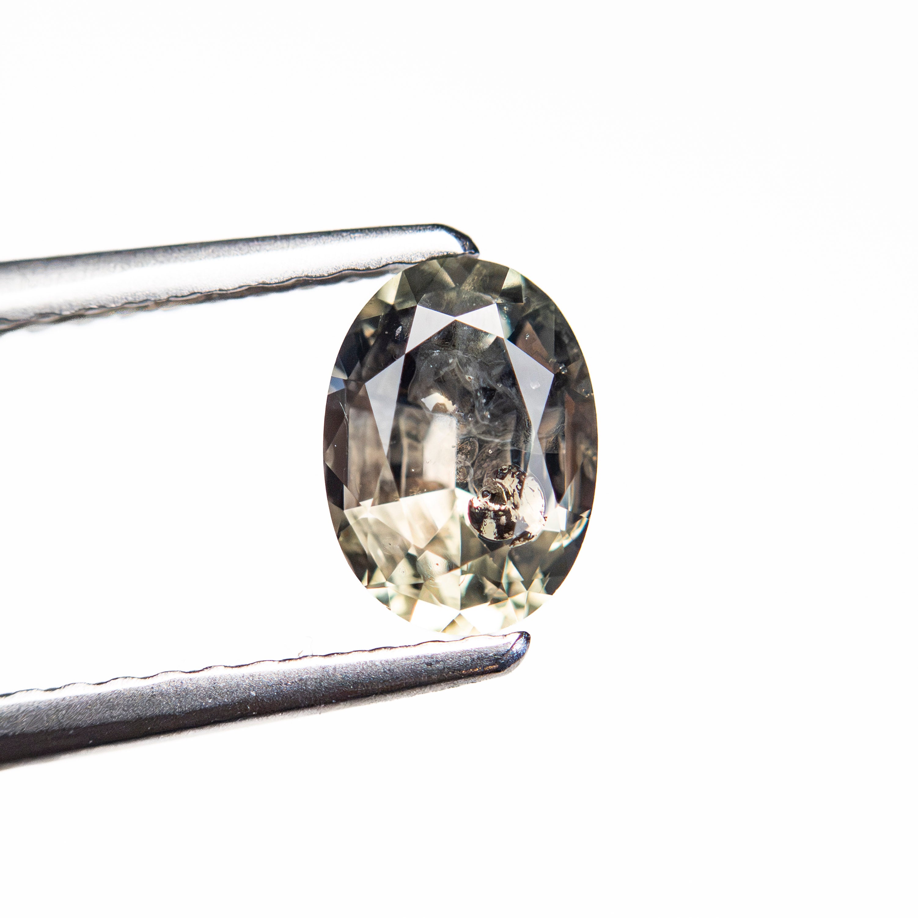 1.09ct 6.86x4.98x3.70mm Oval Brilliant Sapphire 26162-04