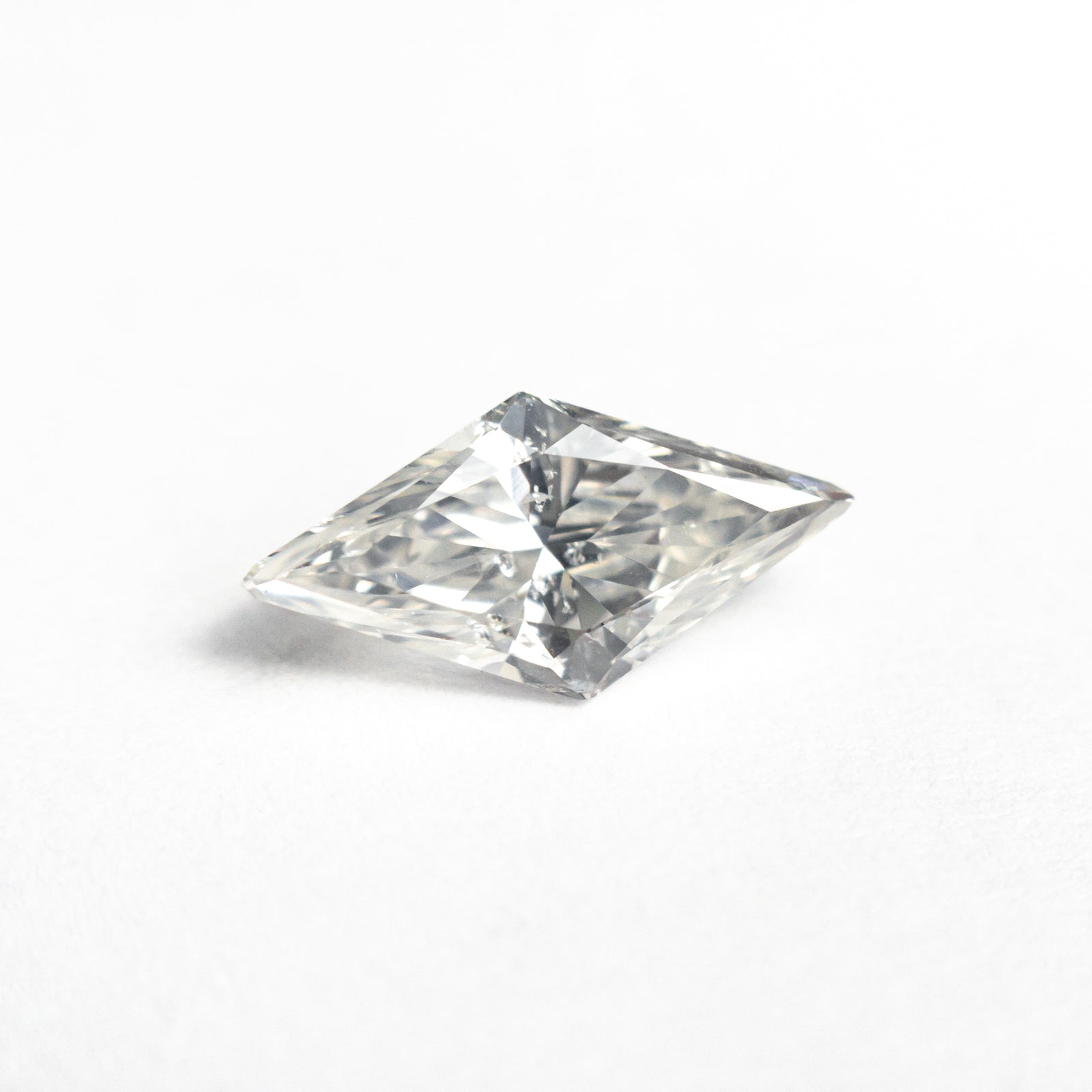0.89ct 10.53x5.24x3.24mm GIA I1 H Lozenge Brilliant 26171-01