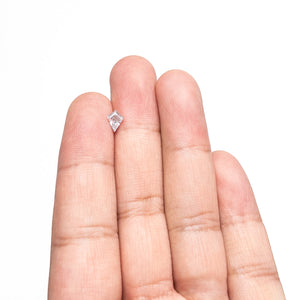 0.57ct 6.86x5.04x3.15mm Kite Step Cut 🇨🇦 26272-01