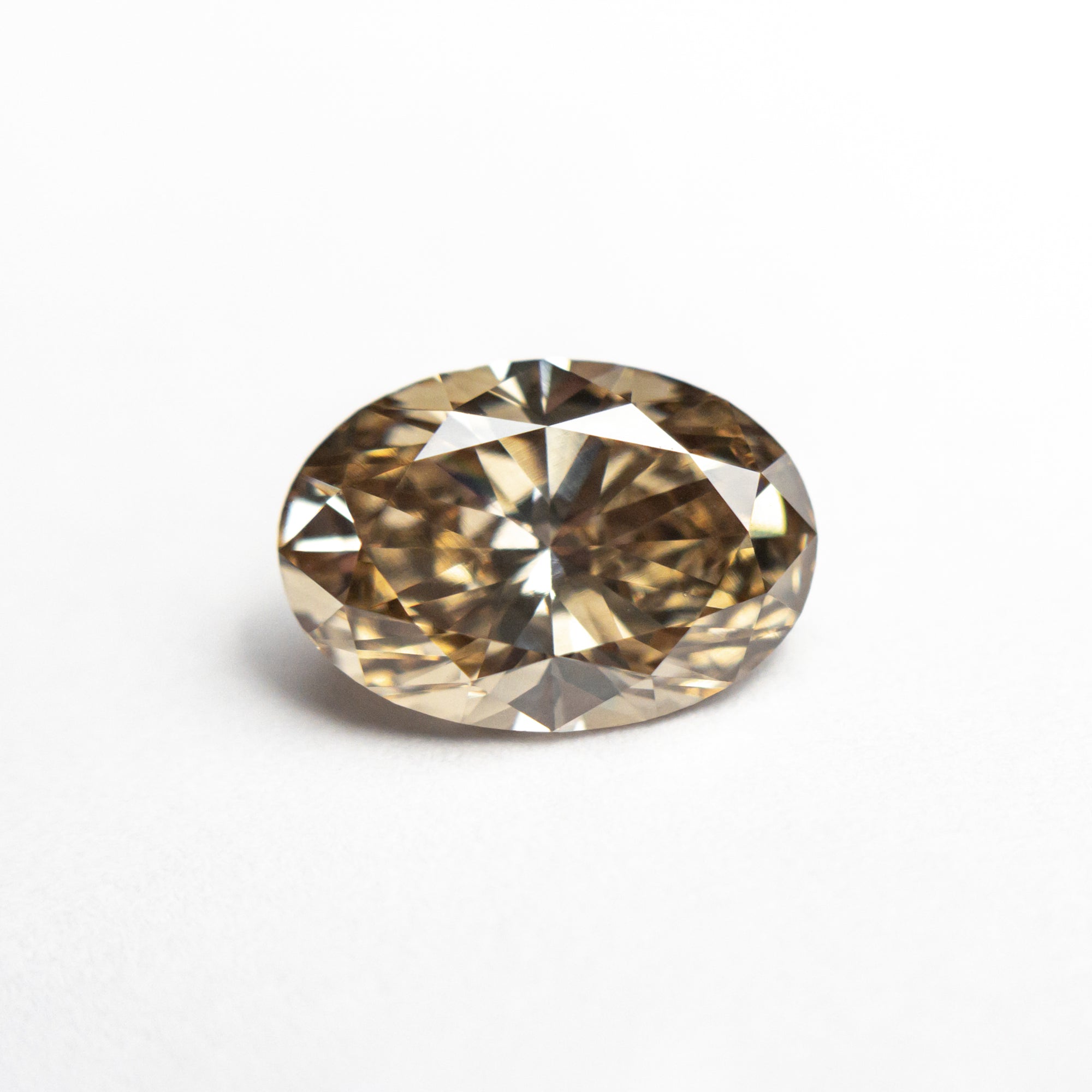 1.55ct 9.03x6.22x4.08mm VVS2 C6 Oval Brilliant 🇿🇦 26323-01