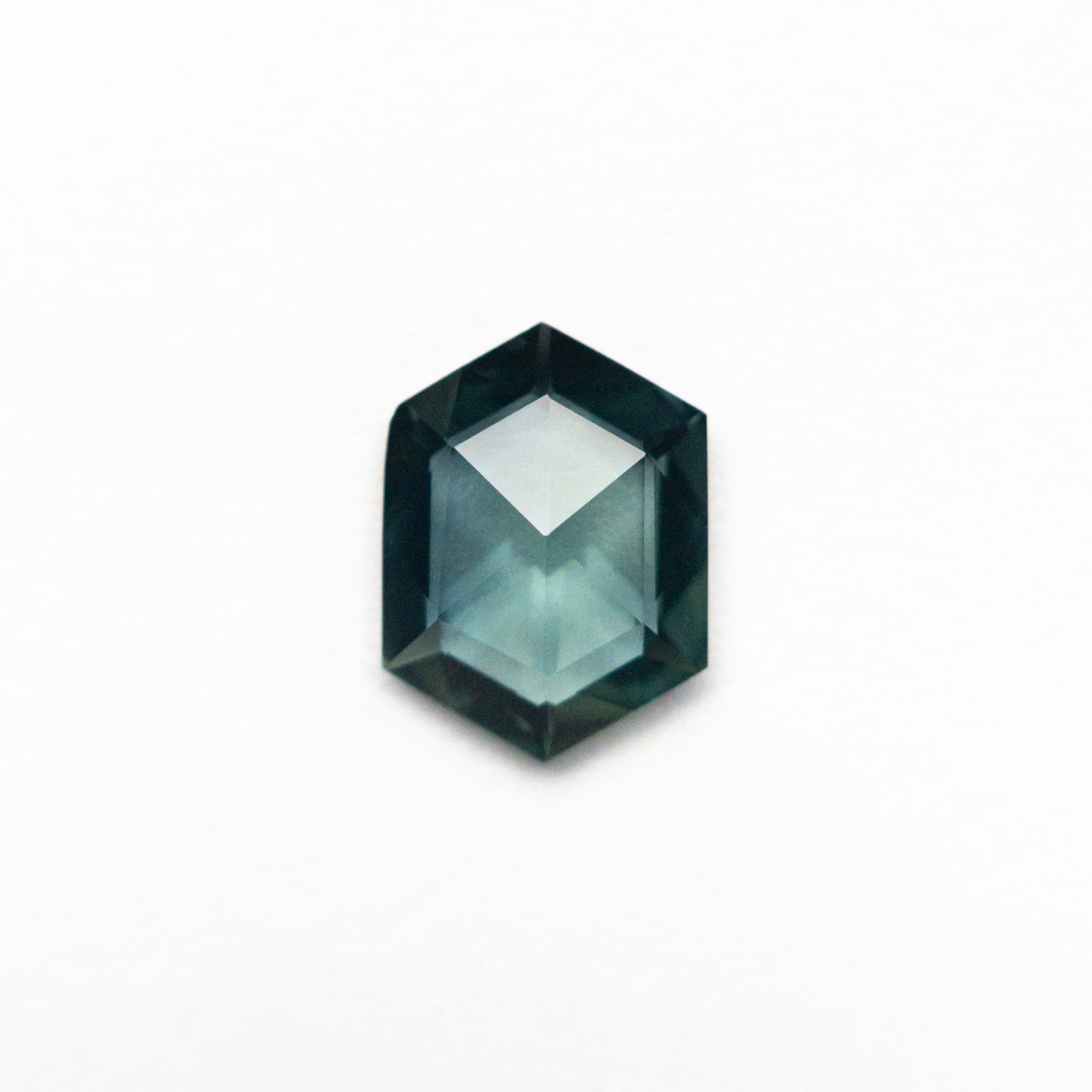 0.88ct 7.85x5.81x2.26mm Hexagon Rosecut Sapphire 26327-75
