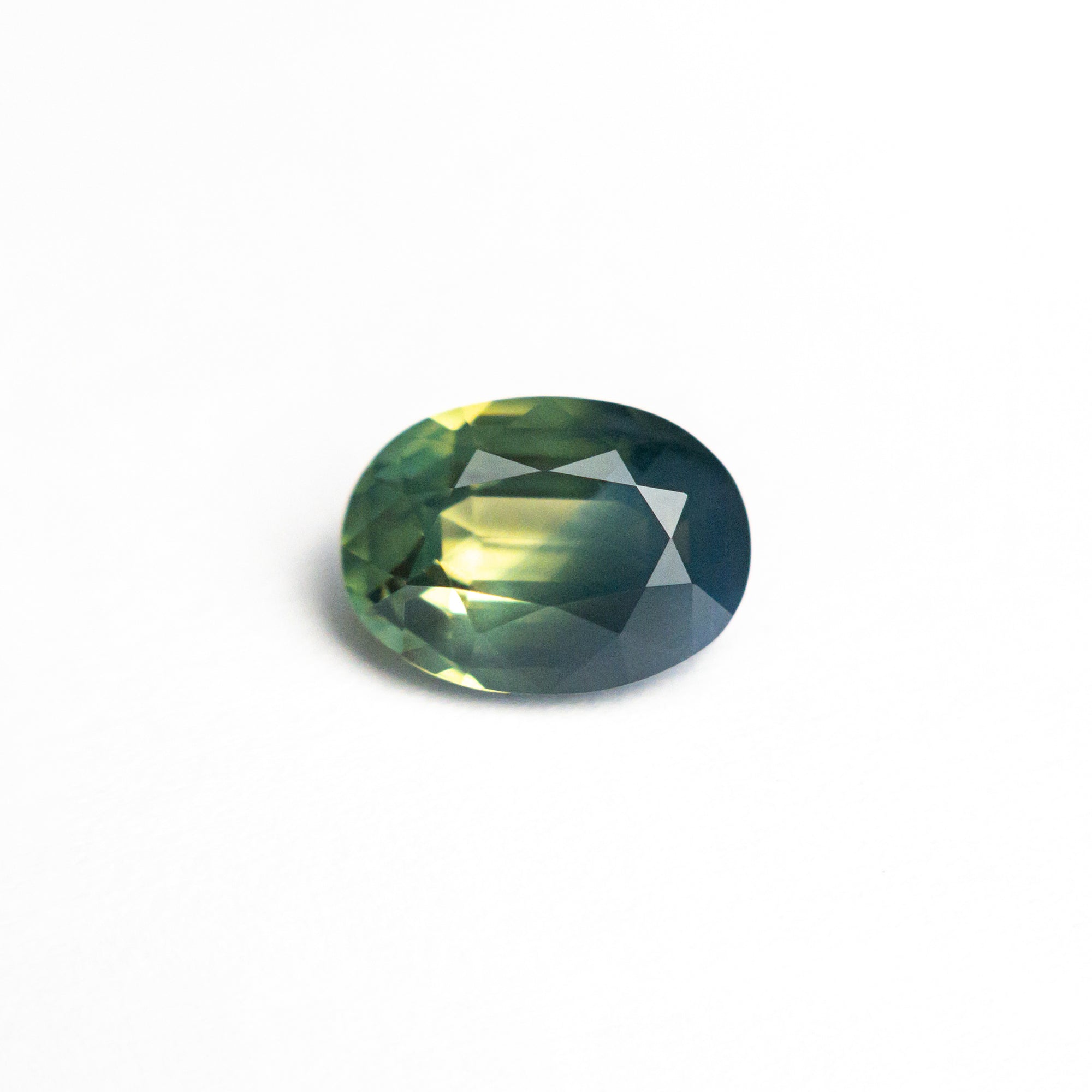 1.13ct 7.22x5.27x3.30mm Oval Brilliant Sapphire 26331-01