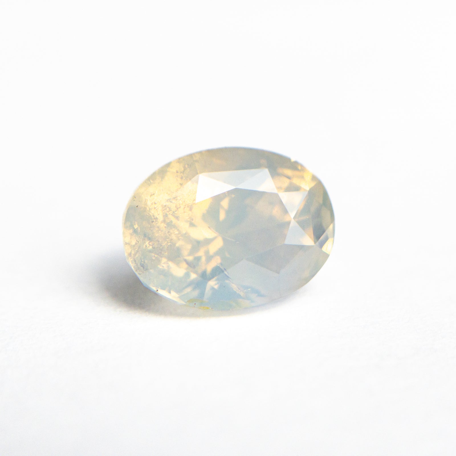 3.01ct 8.92x6.73x6.11mm Oval Brilliant Sapphire 26375-01