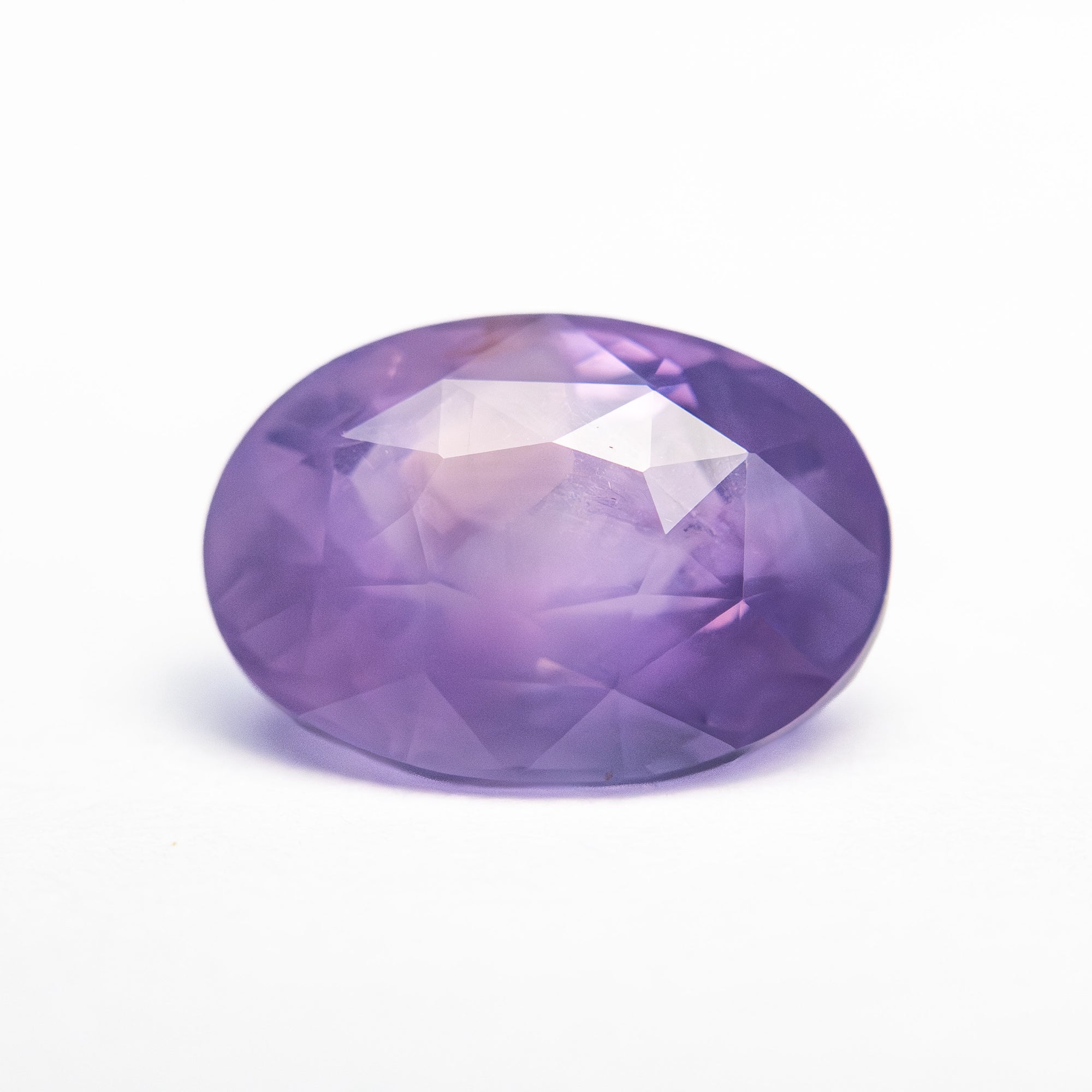 3.51ct 10.56x7.45x5.51mm Oval Brilliant Sapphire 26412-01