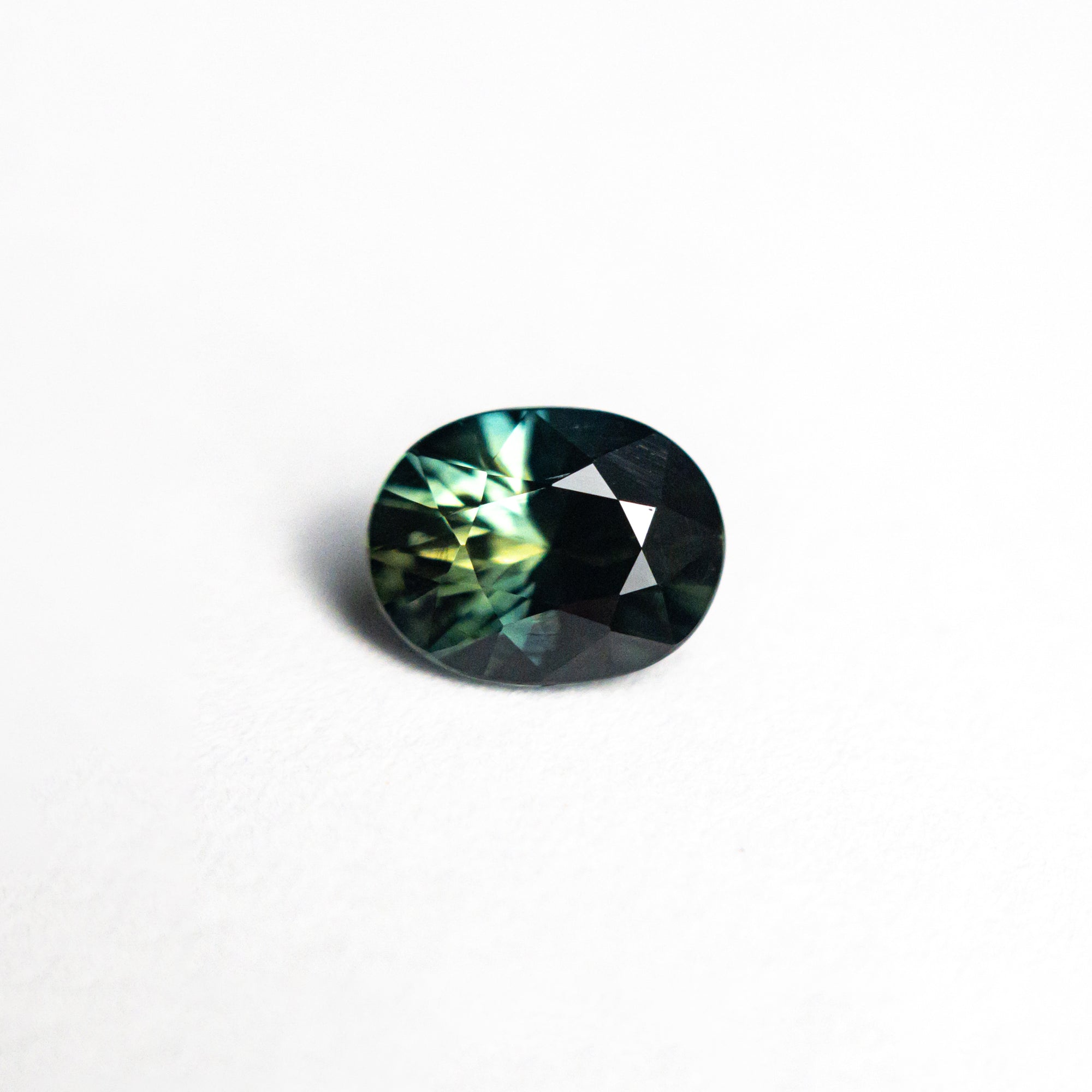 0.88ct 6.40x4.97x3.66mm Oval Brilliant Sapphire 26488-01