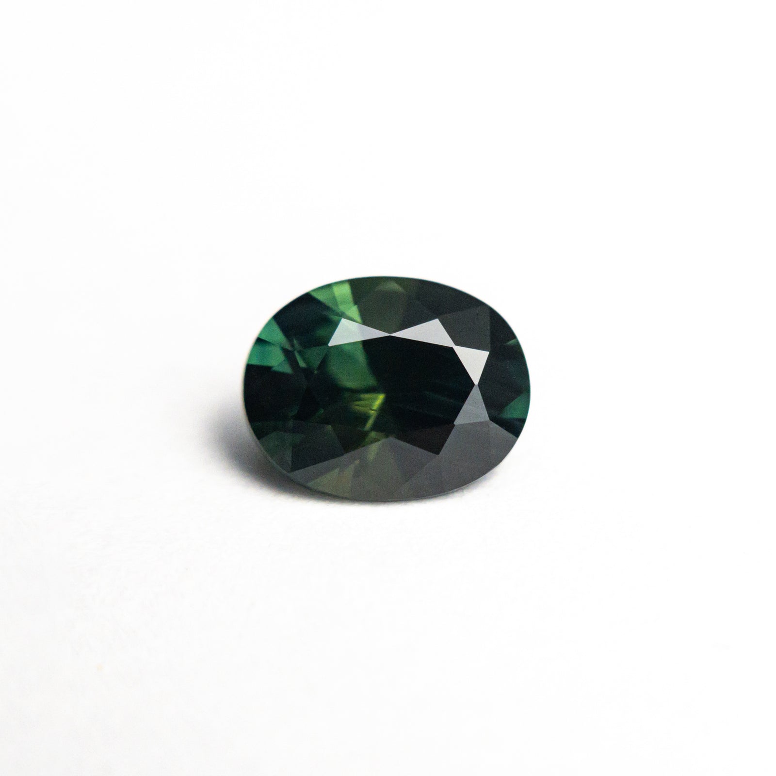 1.25ct 7.29x5.71x3.99mm Oval Brilliant Sapphire 26489-01