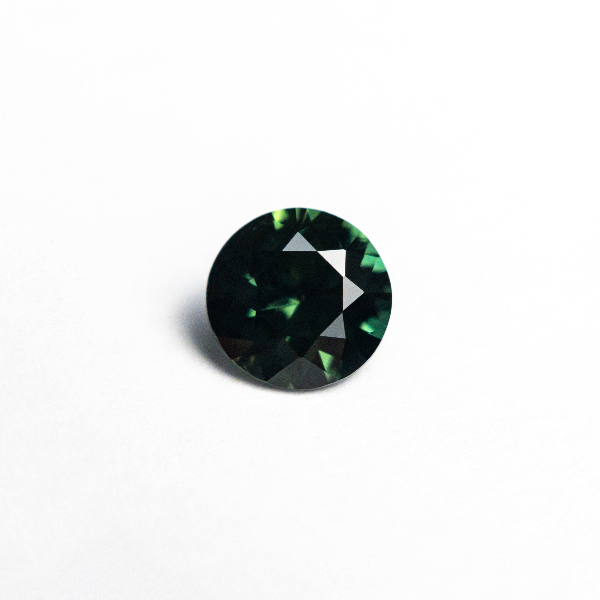 0.87ct 5.91x5.90x3.58mm Round Brilliant Sapphire 26492-03