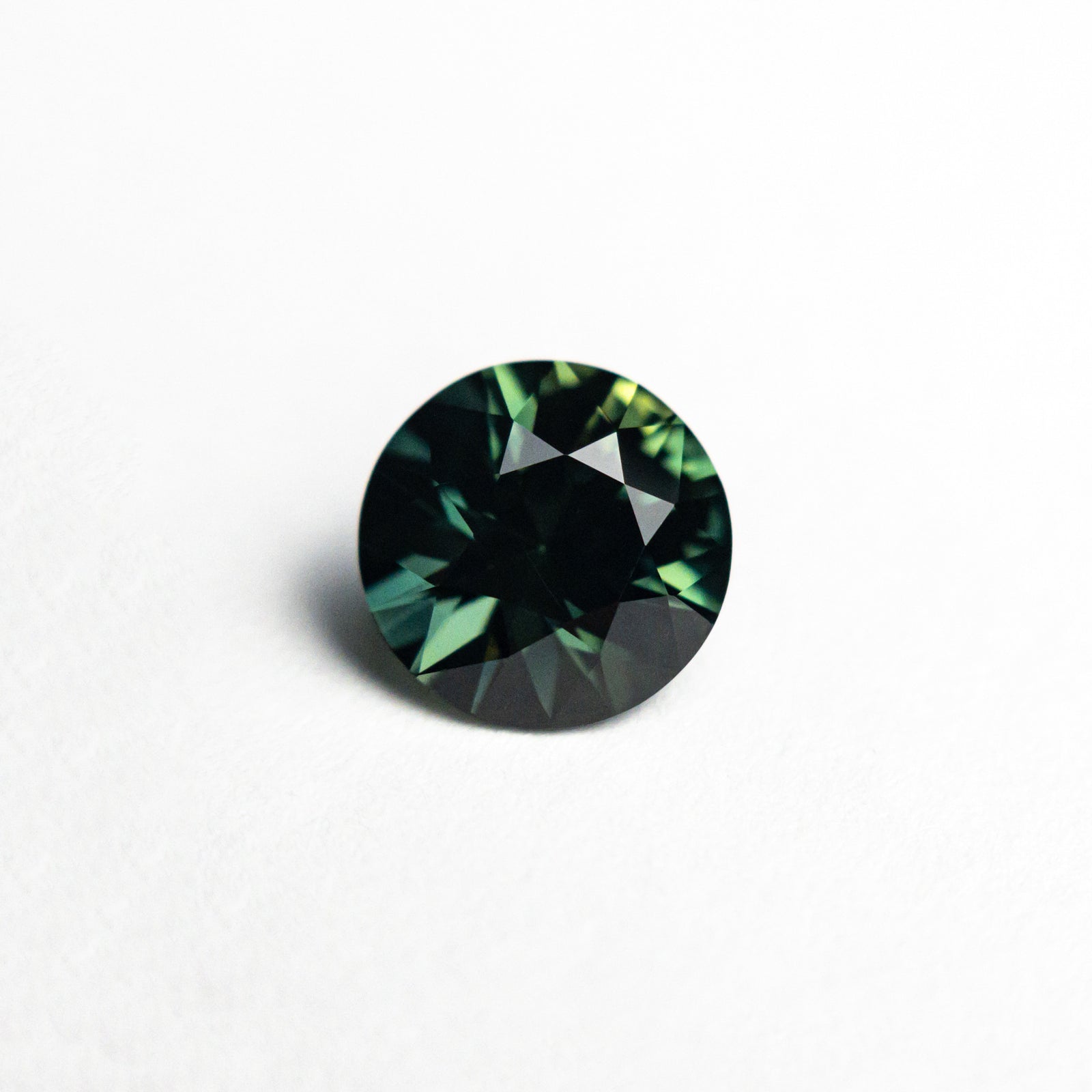 1.28ct 6.62x6.57x4.41mm Round Brilliant Sapphire 26493-02