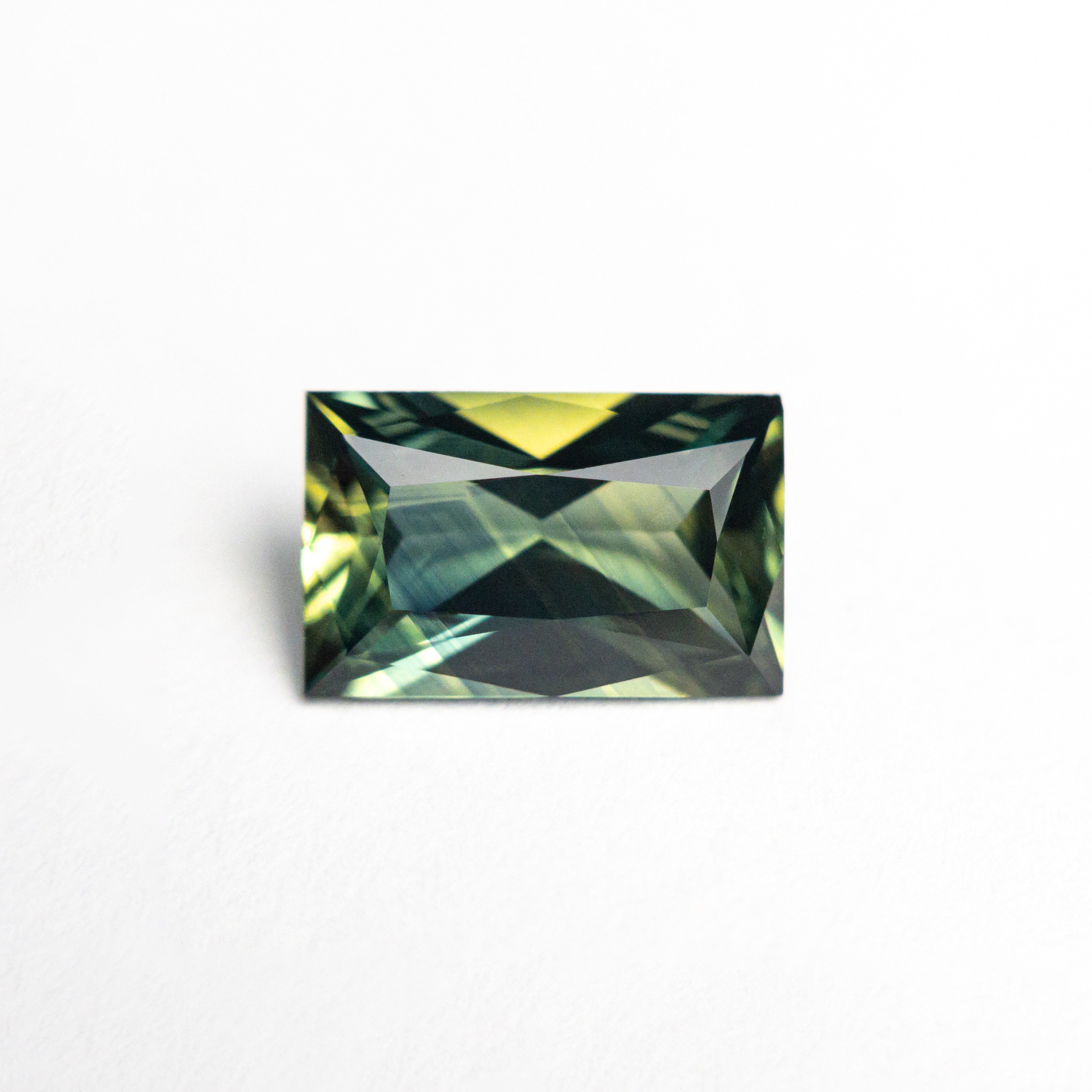2.14ct 9.12x5.81x4.06mm Rectangle Brilliant Sapphire 26497-01